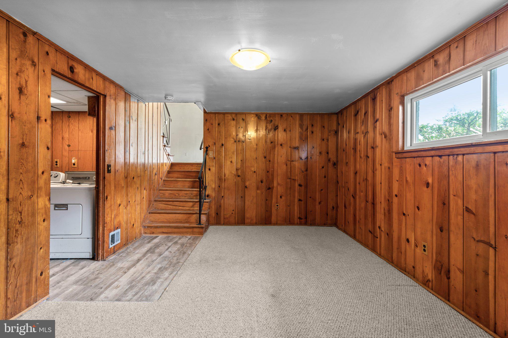 ROYAL VIEW - Residential