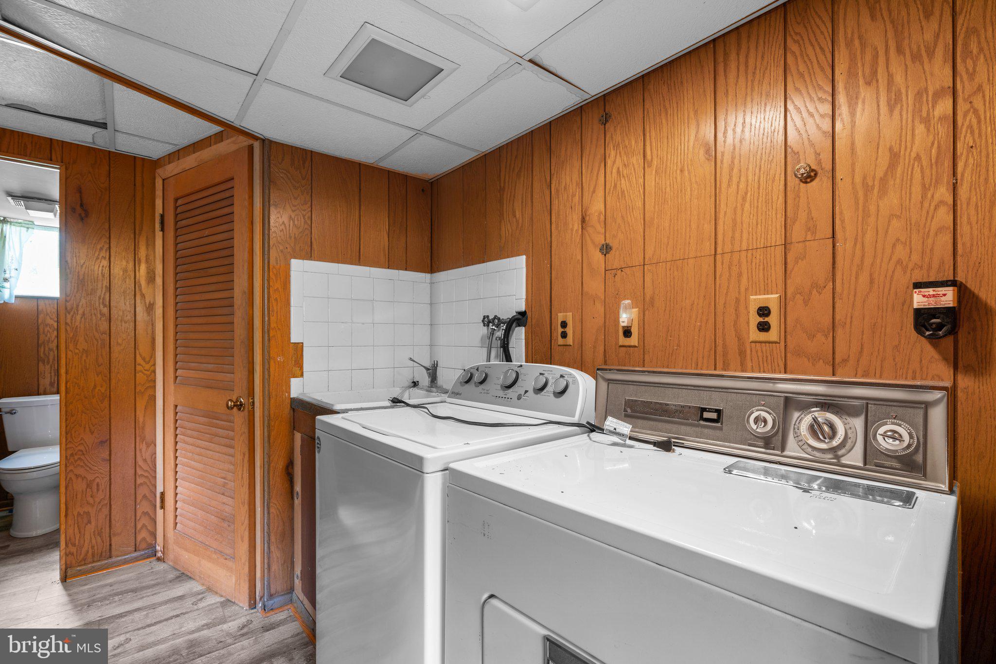 ROYAL VIEW - Residential