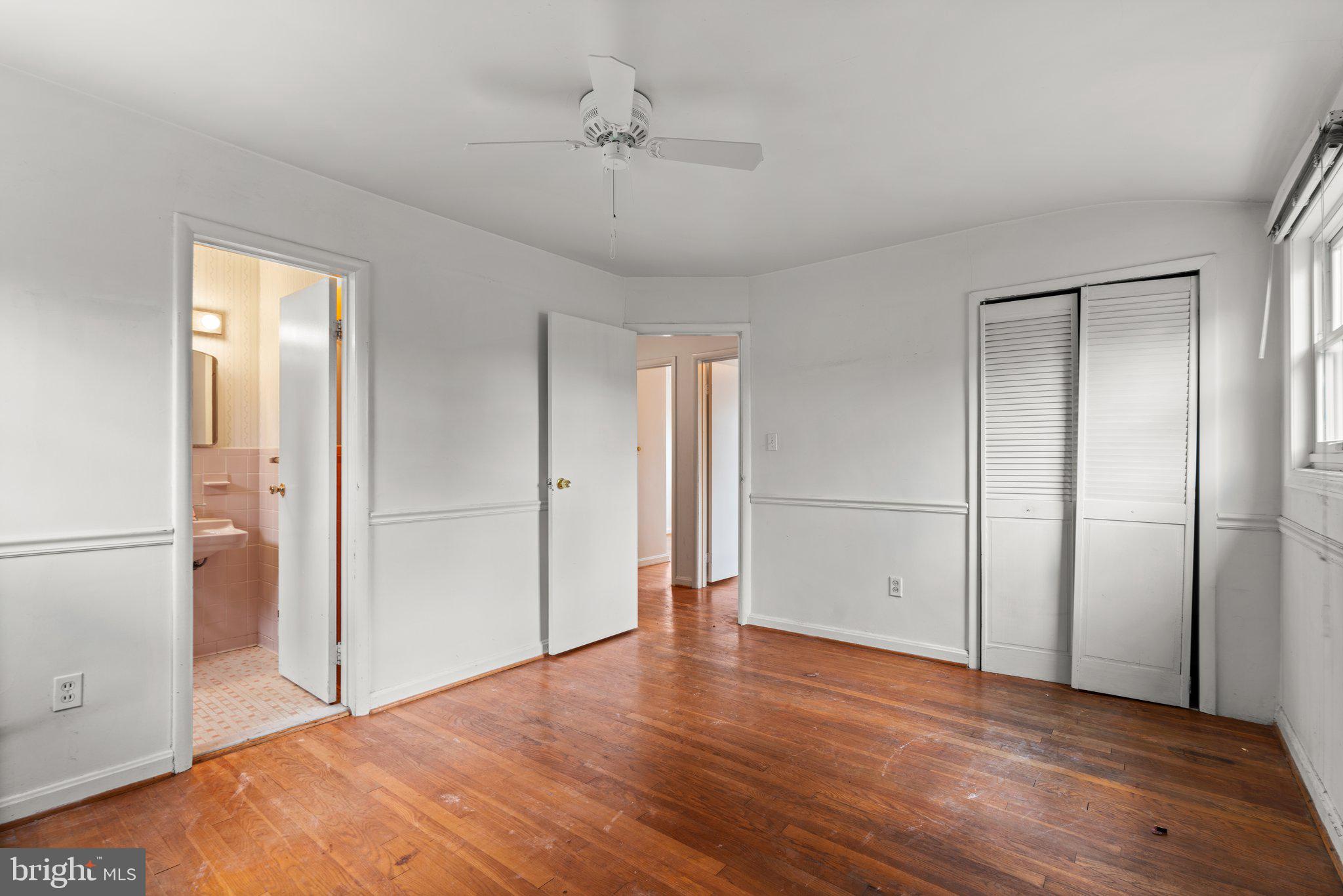 ROYAL VIEW - Residential