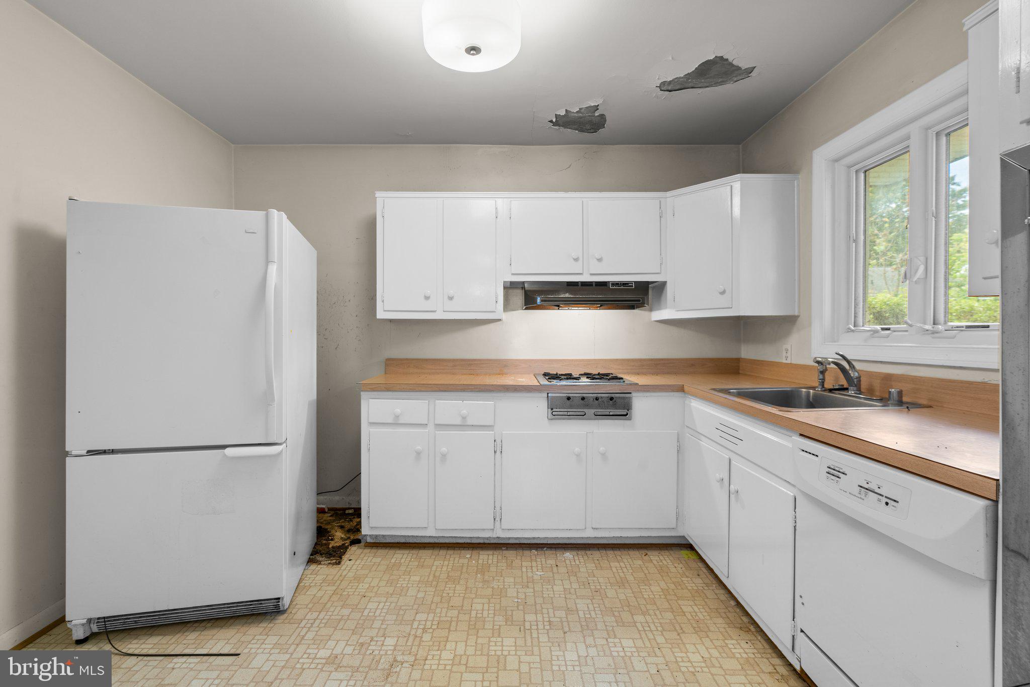 ROYAL VIEW - Residential