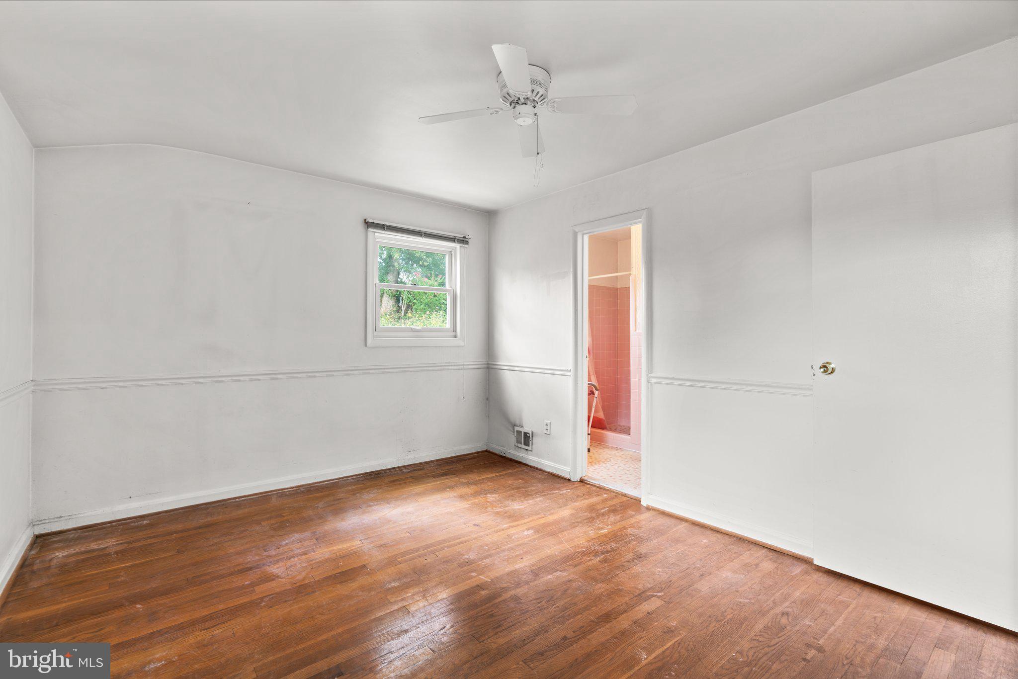 ROYAL VIEW - Residential