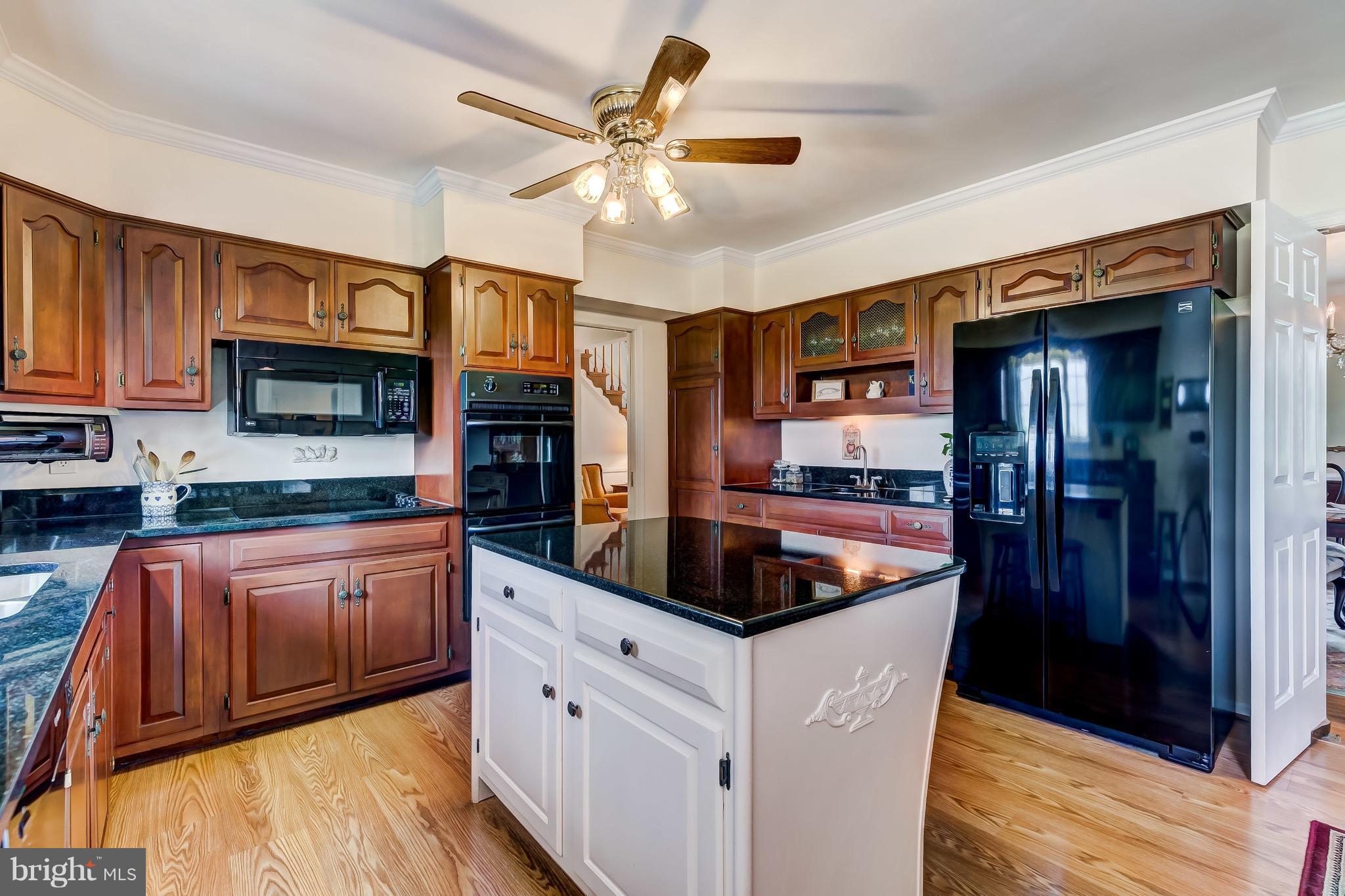 BELFAST VALLEY - Farm