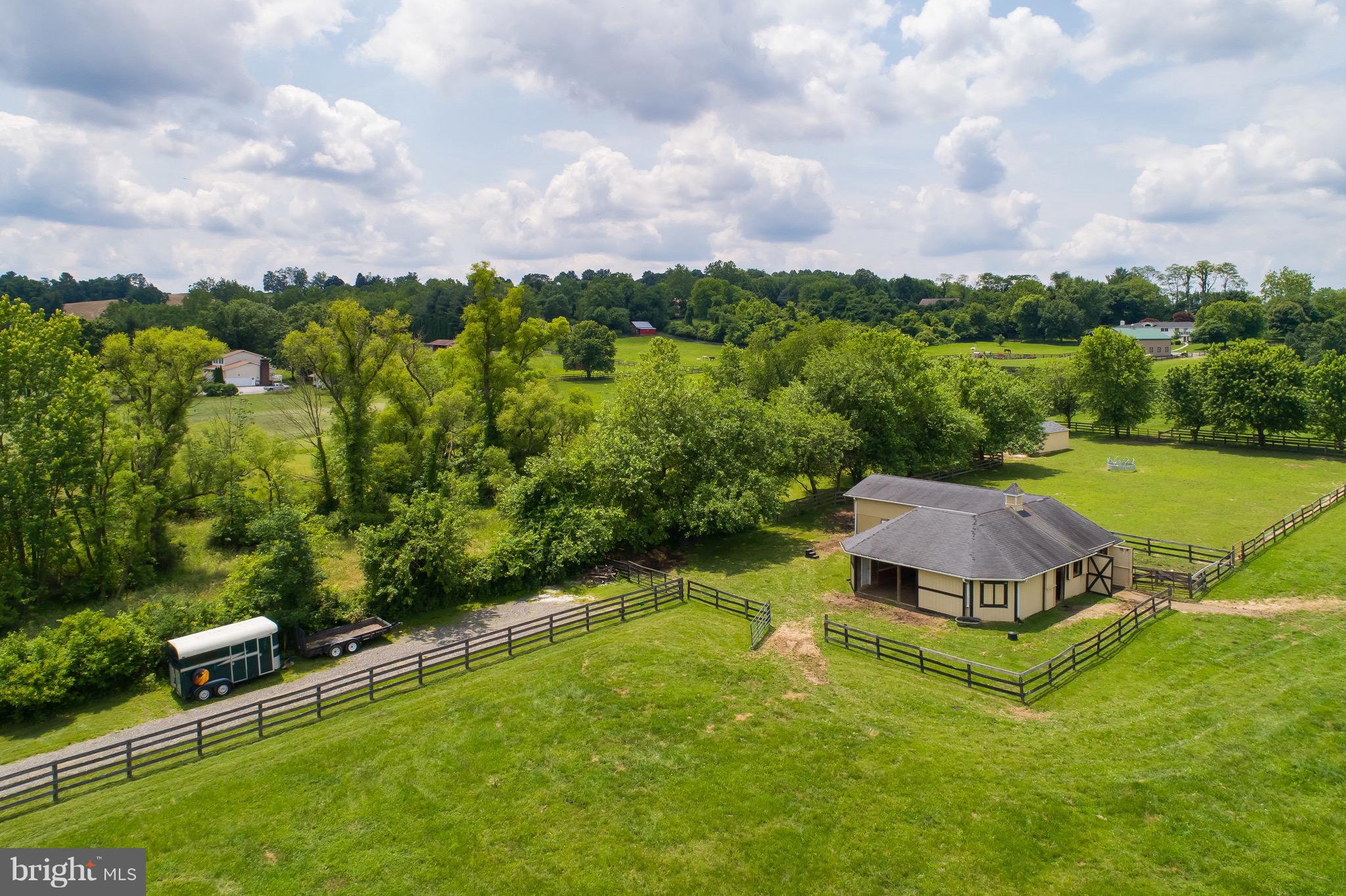 BELFAST VALLEY - Farm