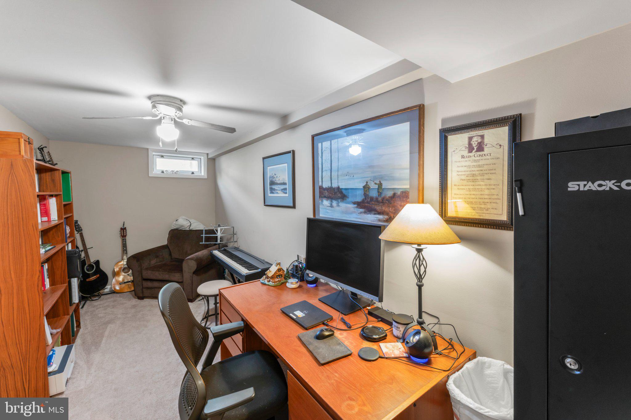 ROBINDALE - Residential