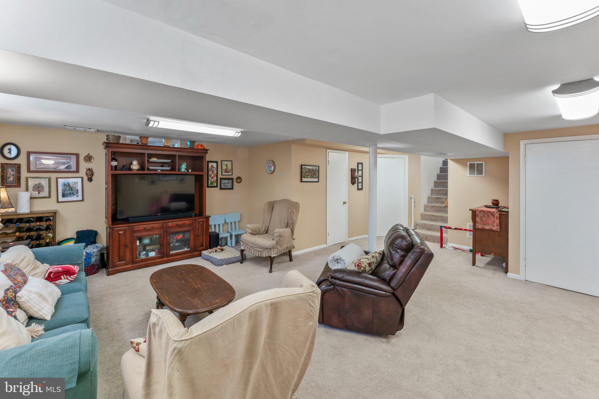 ROBINDALE - Residential
