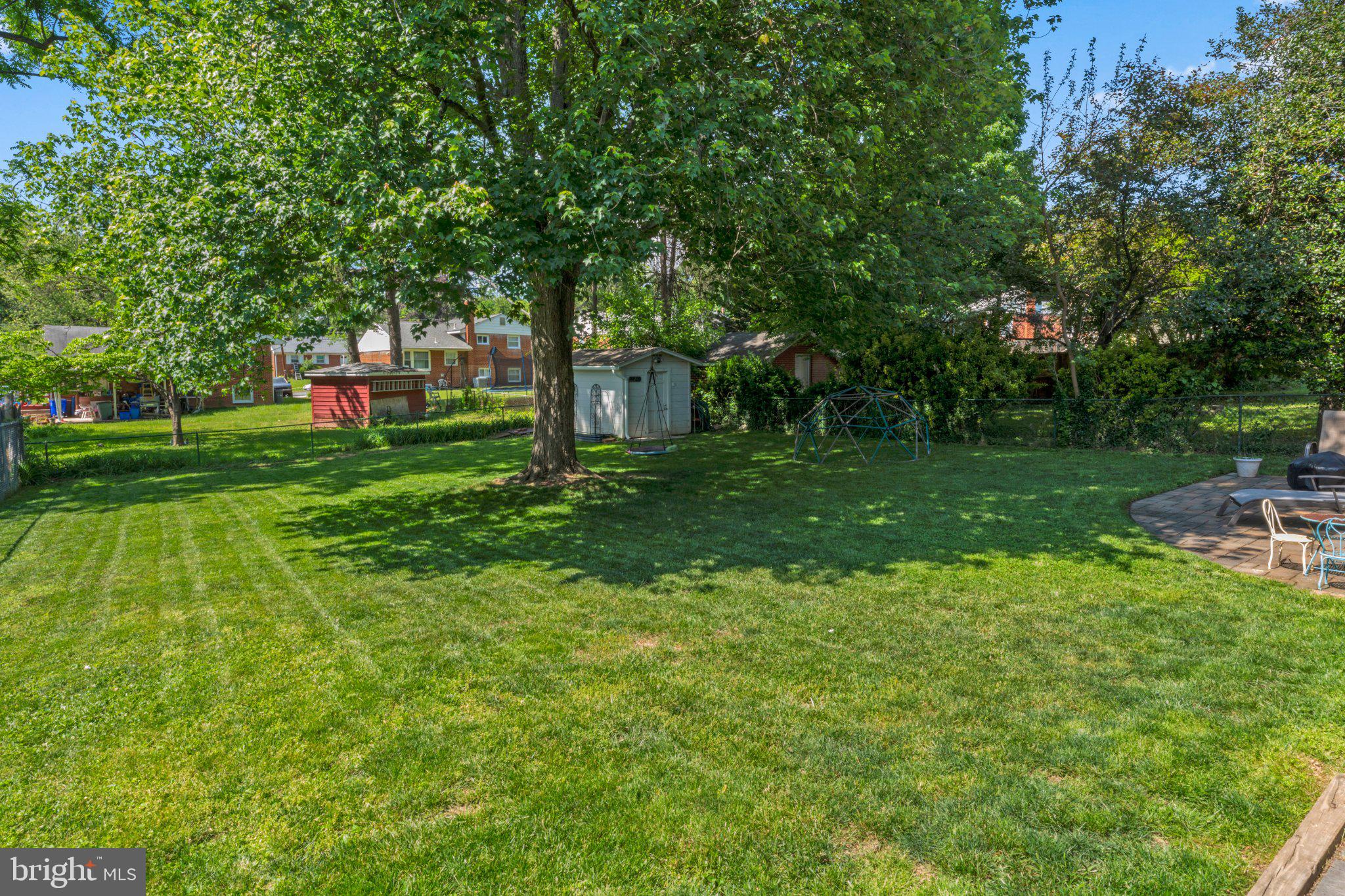 ROBINDALE - Residential
