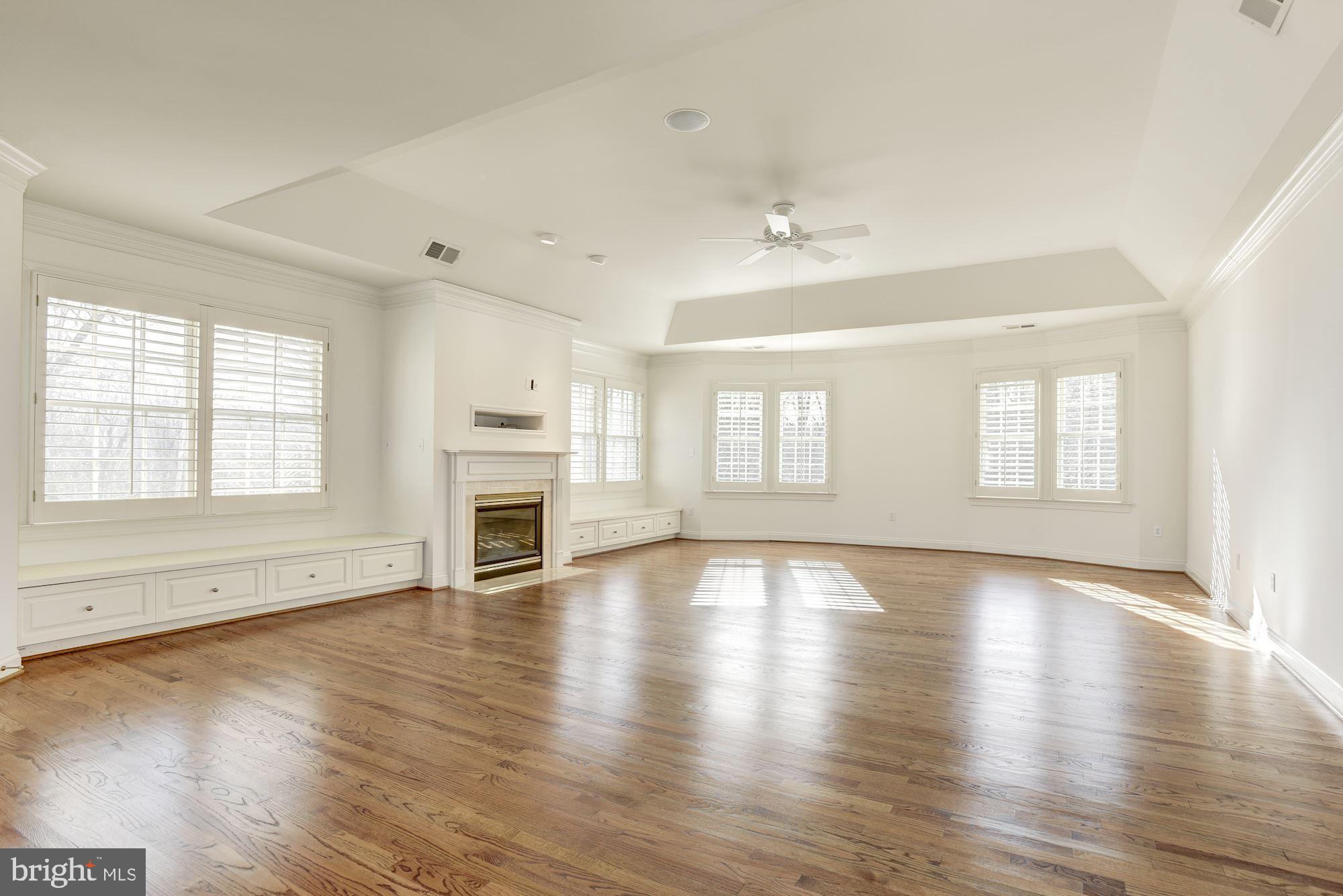 BRYAN POND - Residential