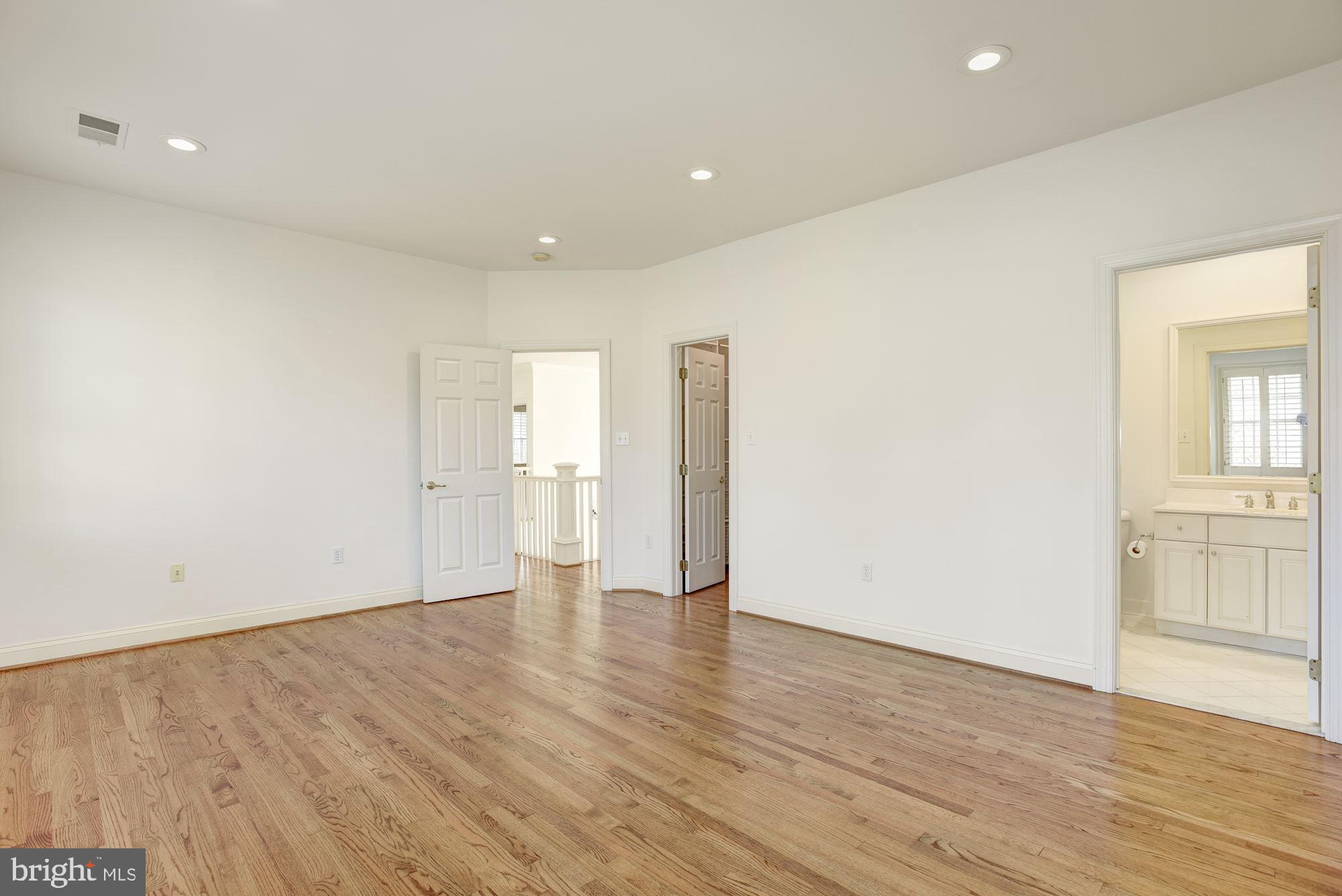 BRYAN POND - Residential