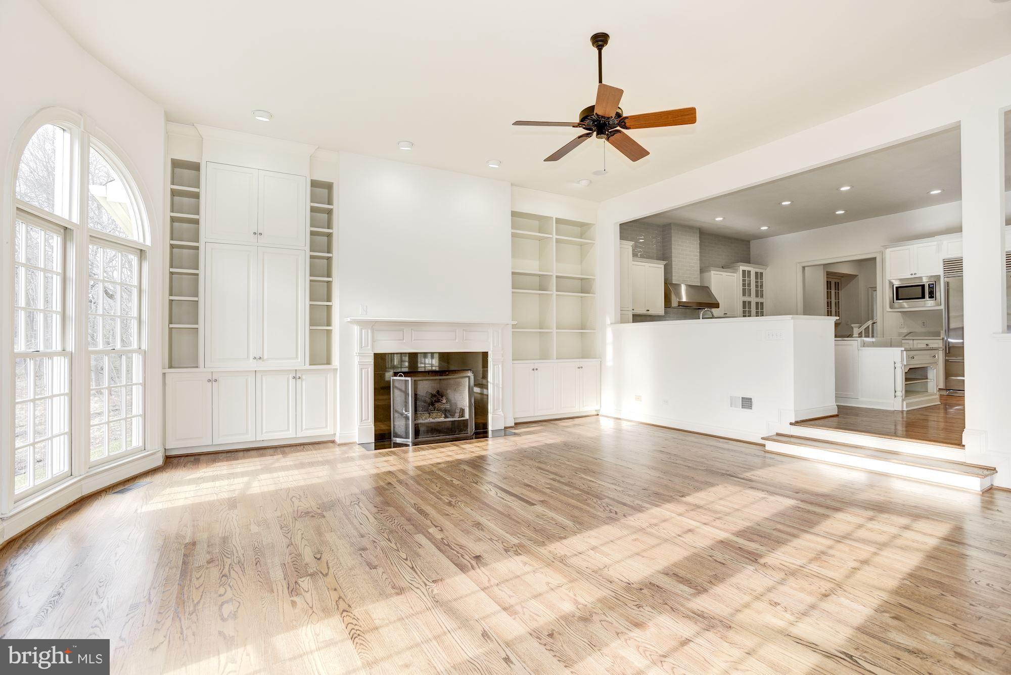 BRYAN POND - Residential