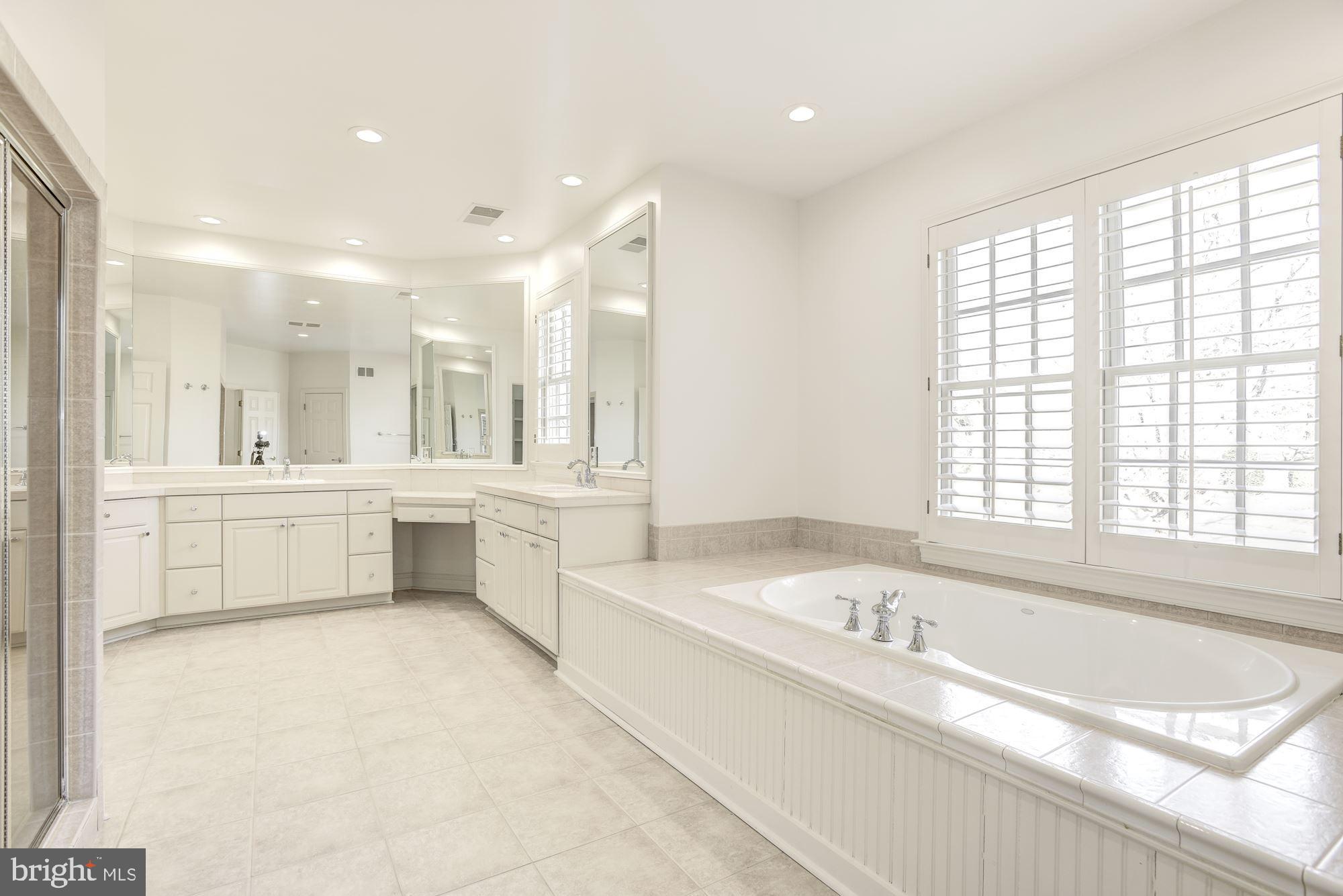 BRYAN POND - Residential