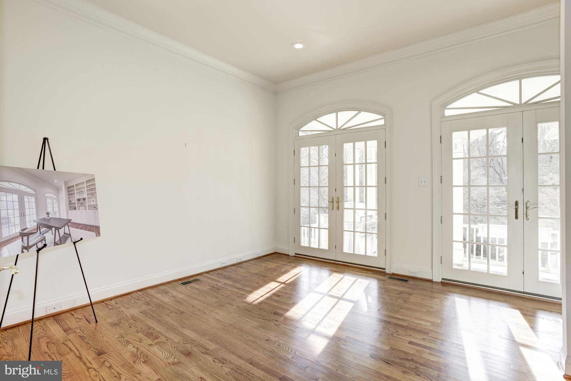 BRYAN POND - Residential