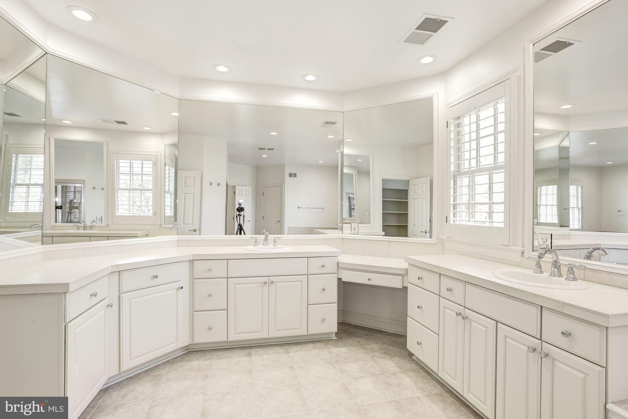 BRYAN POND - Residential