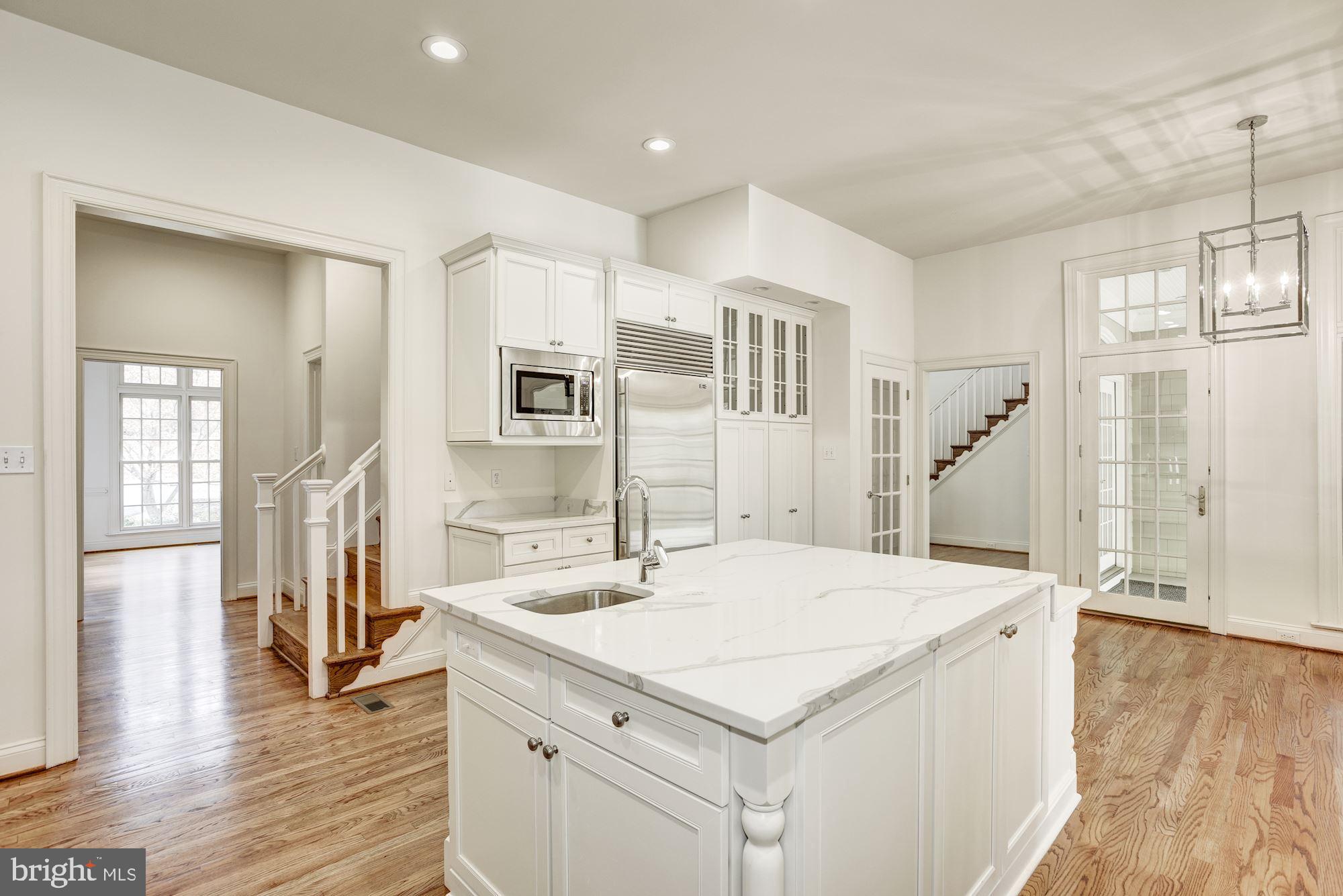 BRYAN POND - Residential