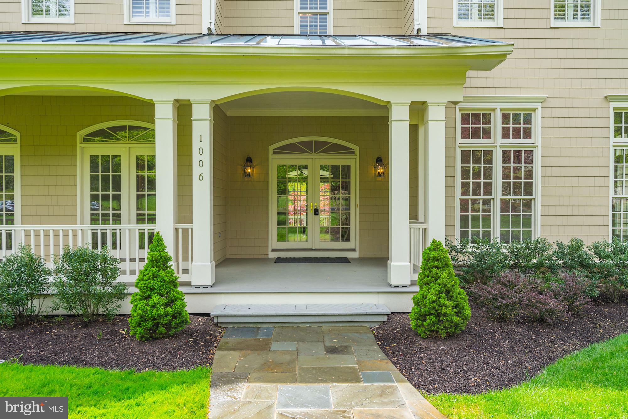 BRYAN POND - Residential