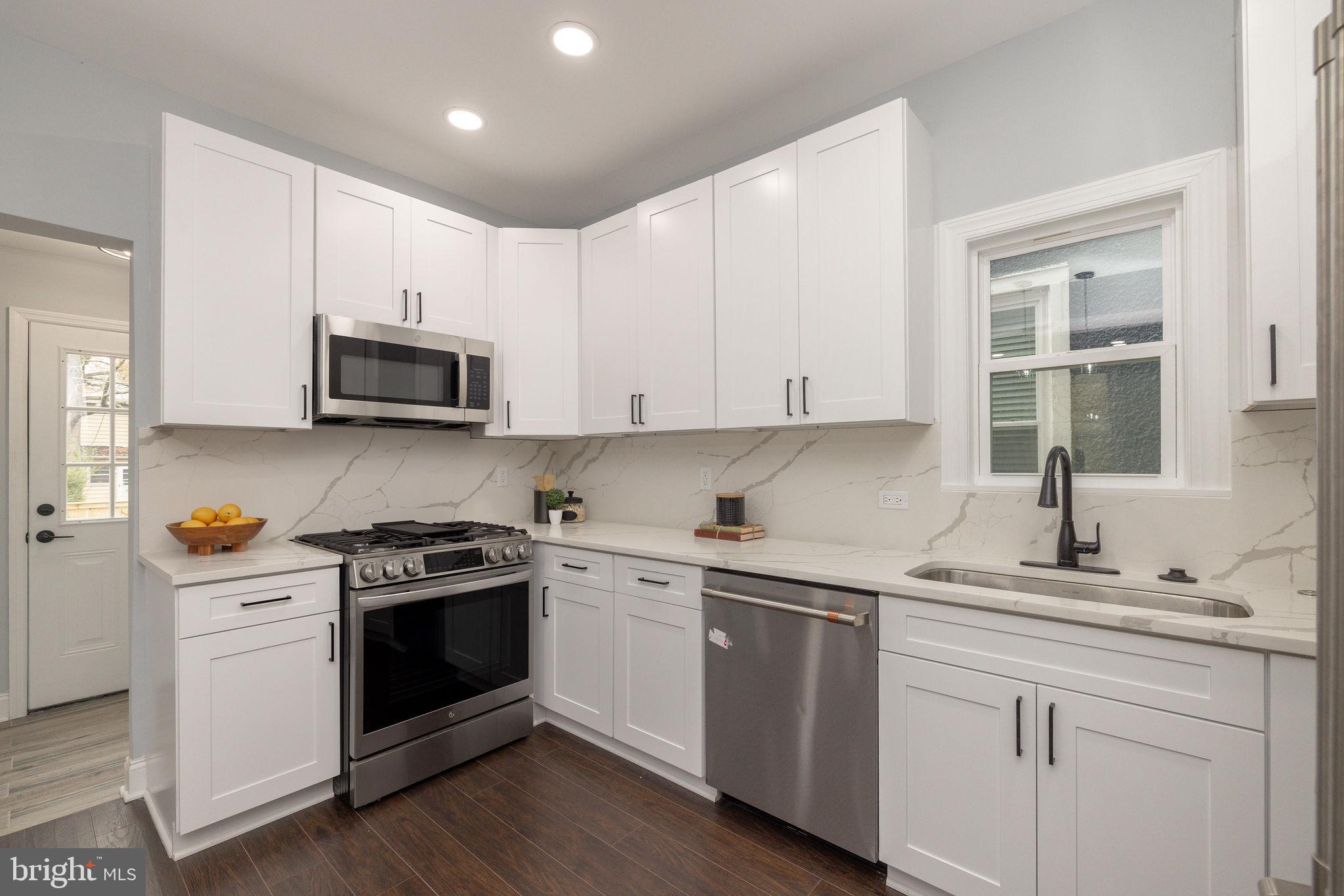 NORTH HIGHLAND PARK - Residential