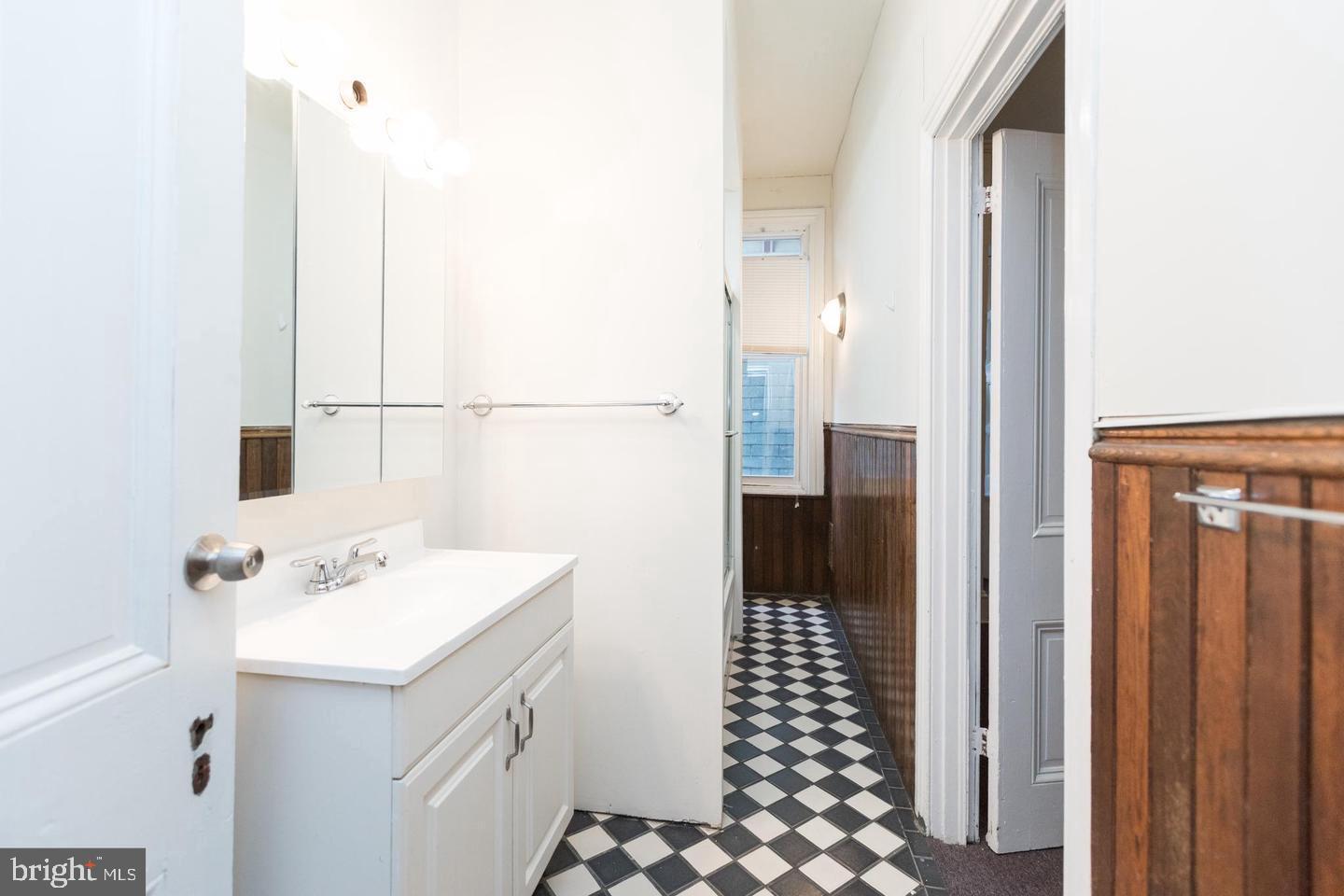 POWELTON VILLAGE - Residential