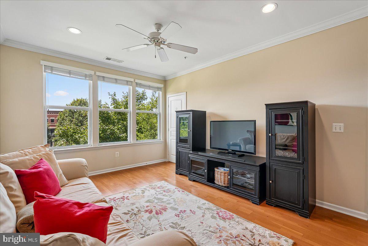 12000 MARKET STREET 286