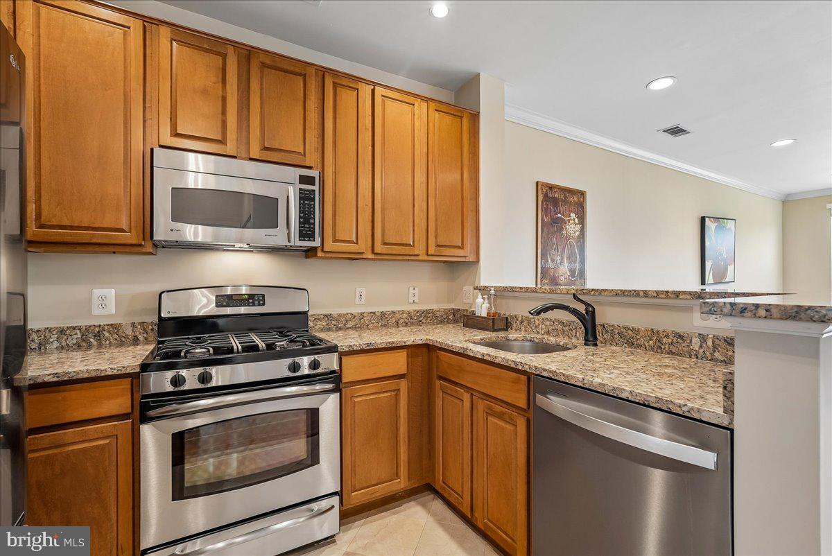 12000 MARKET STREET 286