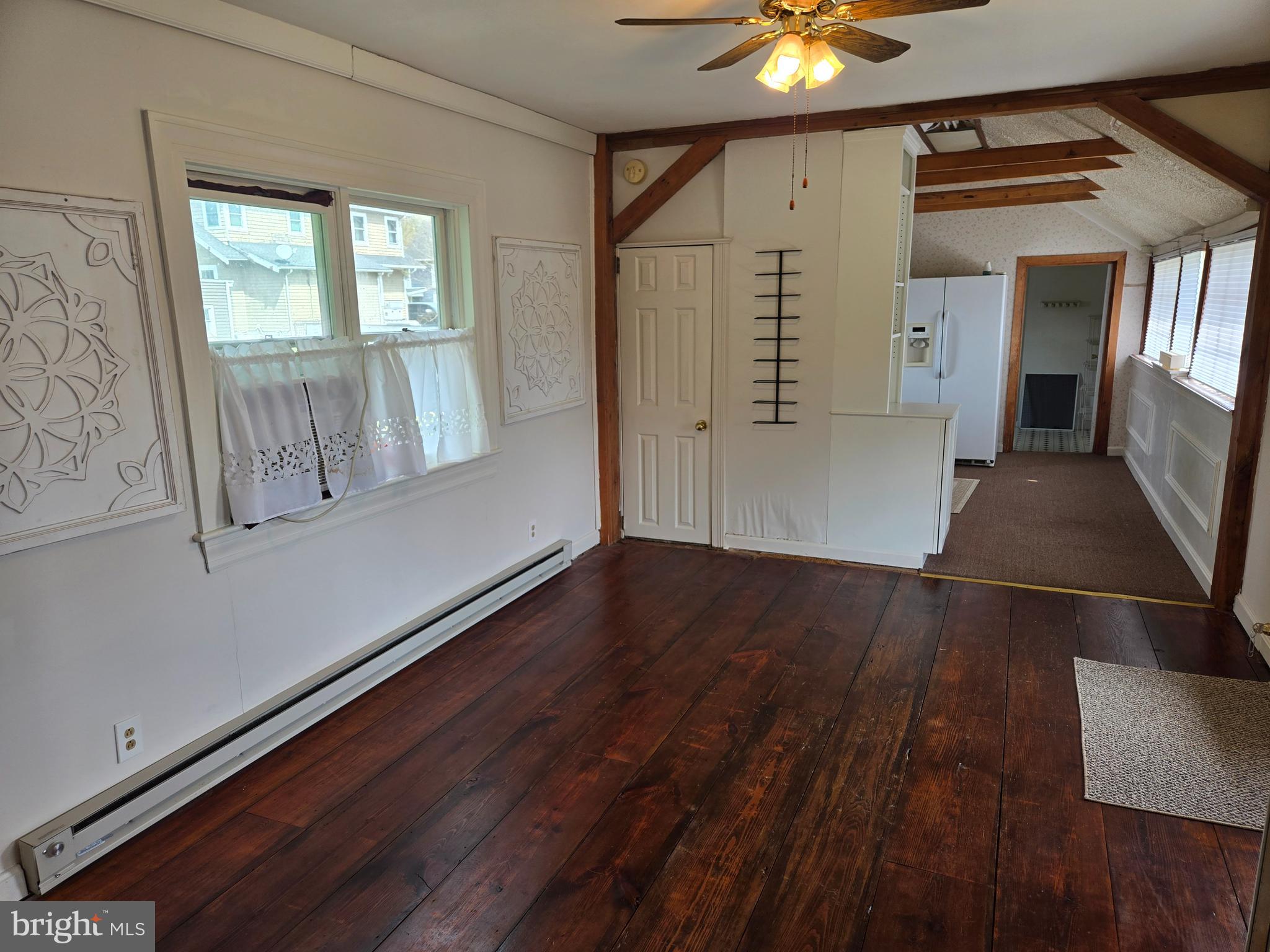 DENTON AREA - Residential