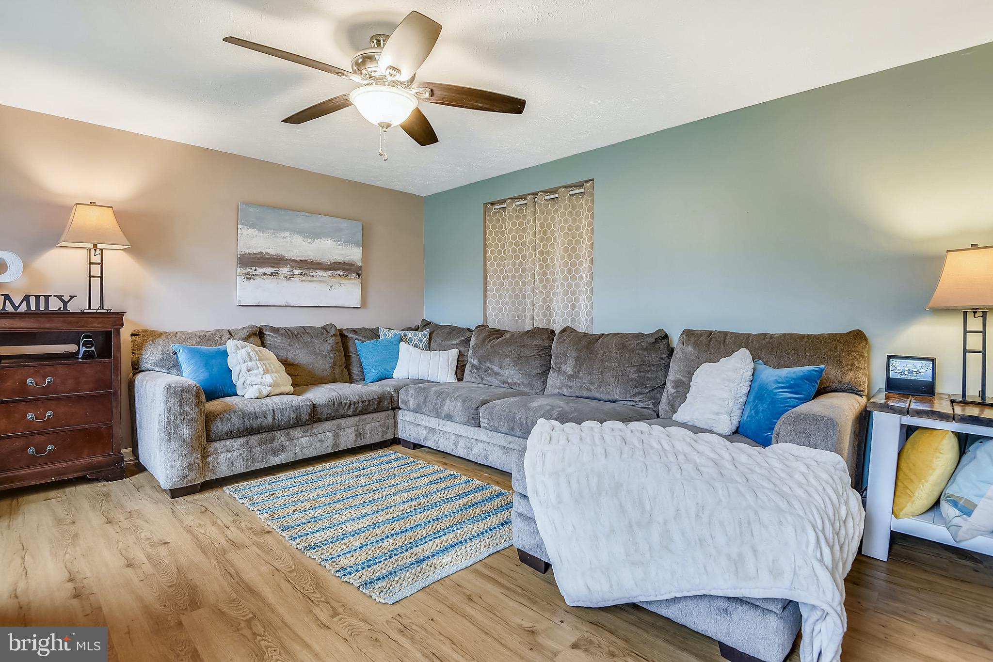 WHISPERING WOODS - Residential