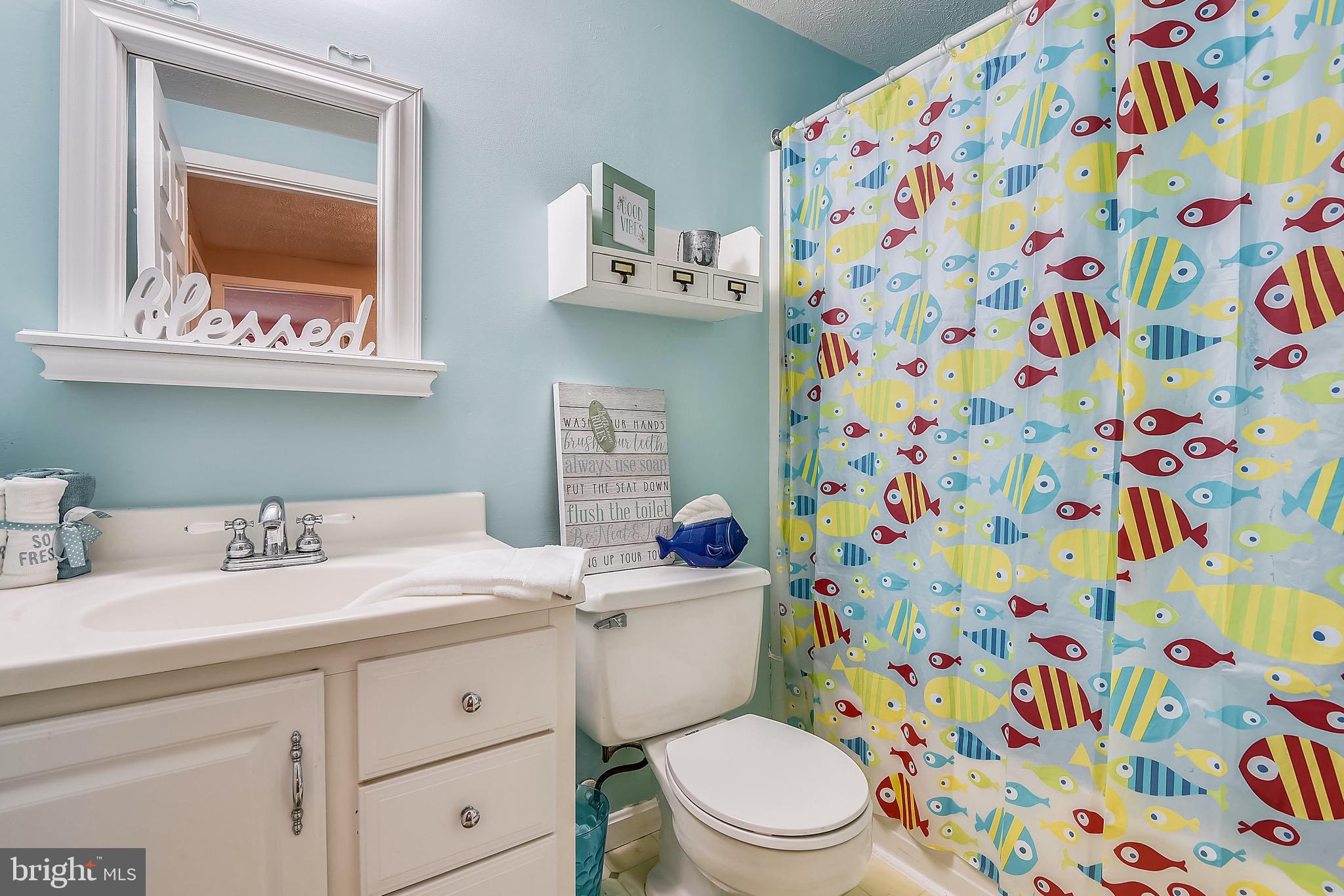 WHISPERING WOODS - Residential