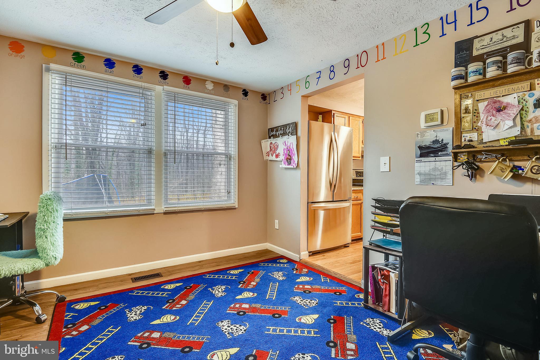 WHISPERING WOODS - Residential