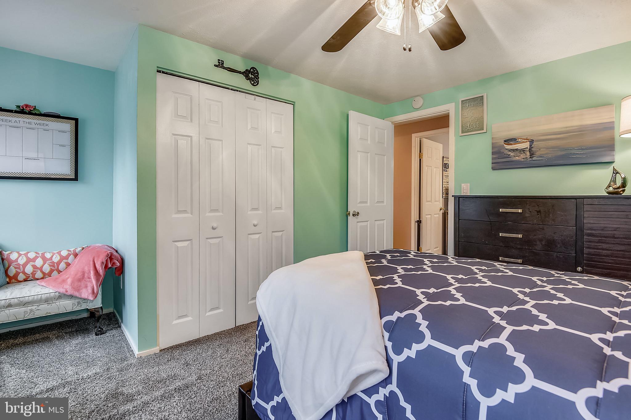 WHISPERING WOODS - Residential