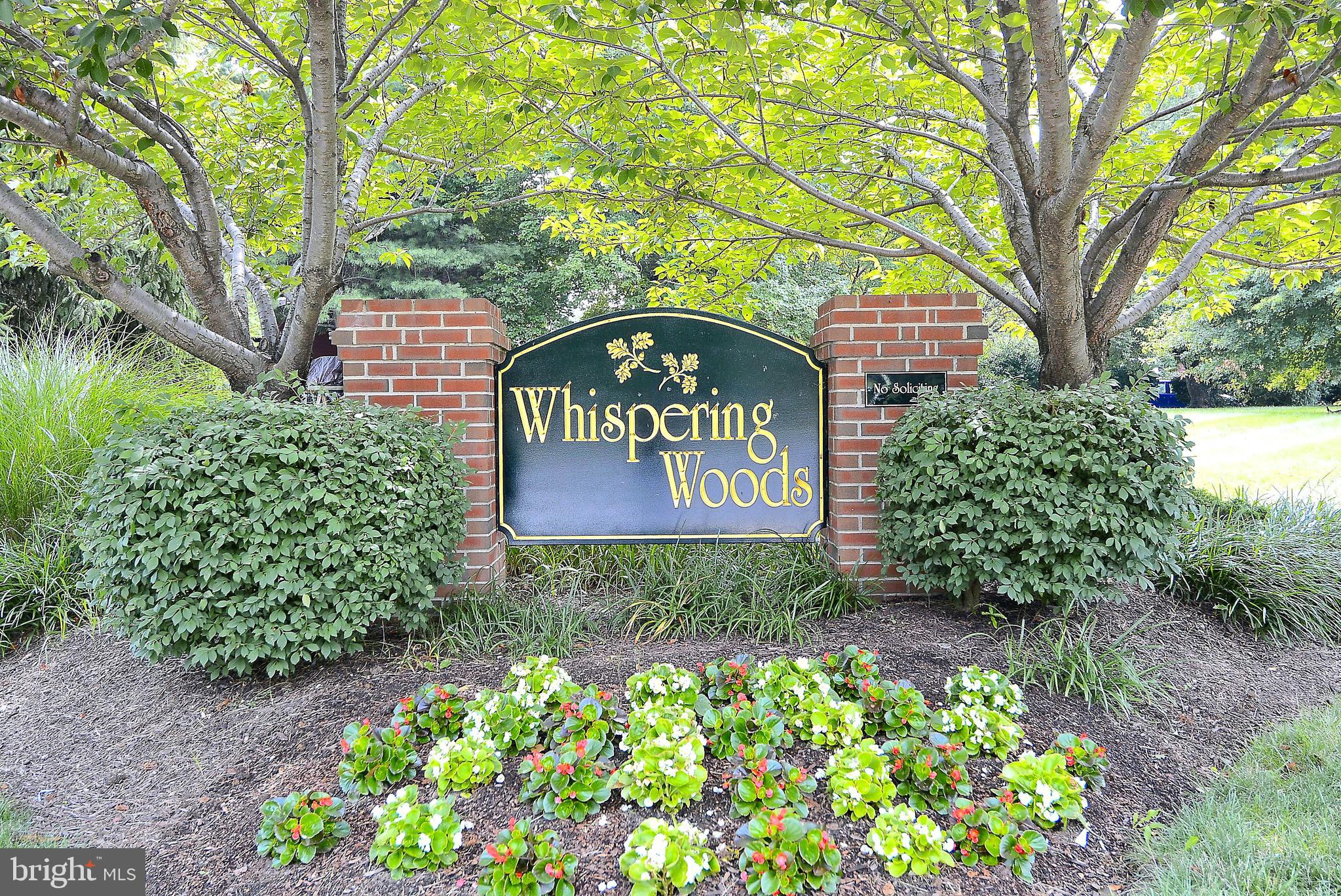 WHISPERING WOODS - Residential