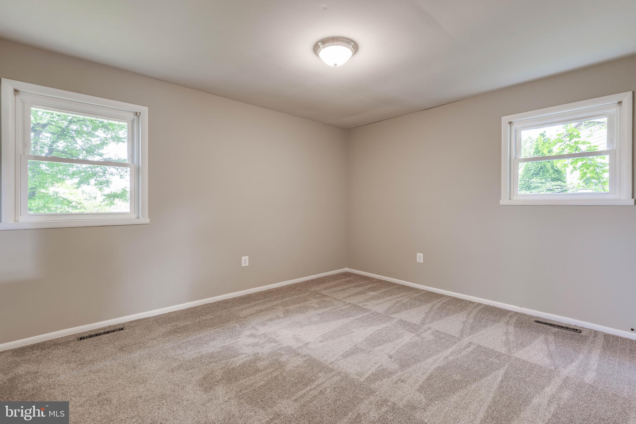 BRIGHT OAKS - Residential