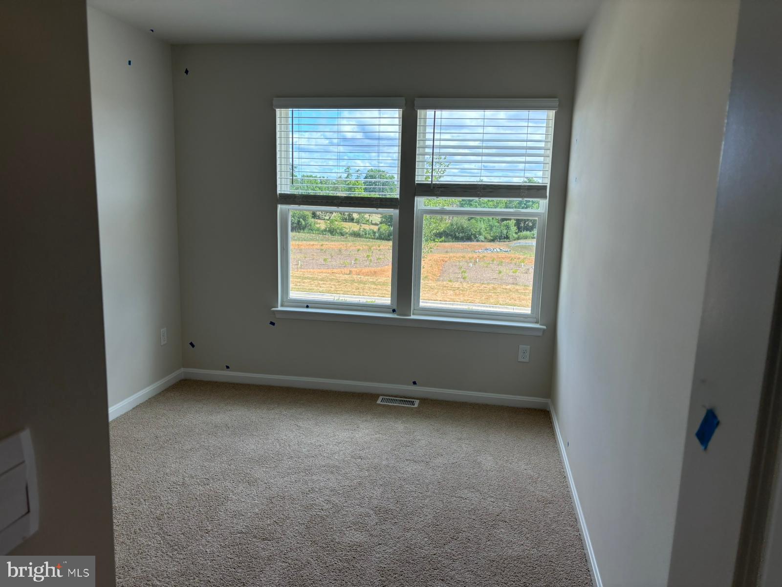 VALLEY VIEW - Residential Lease