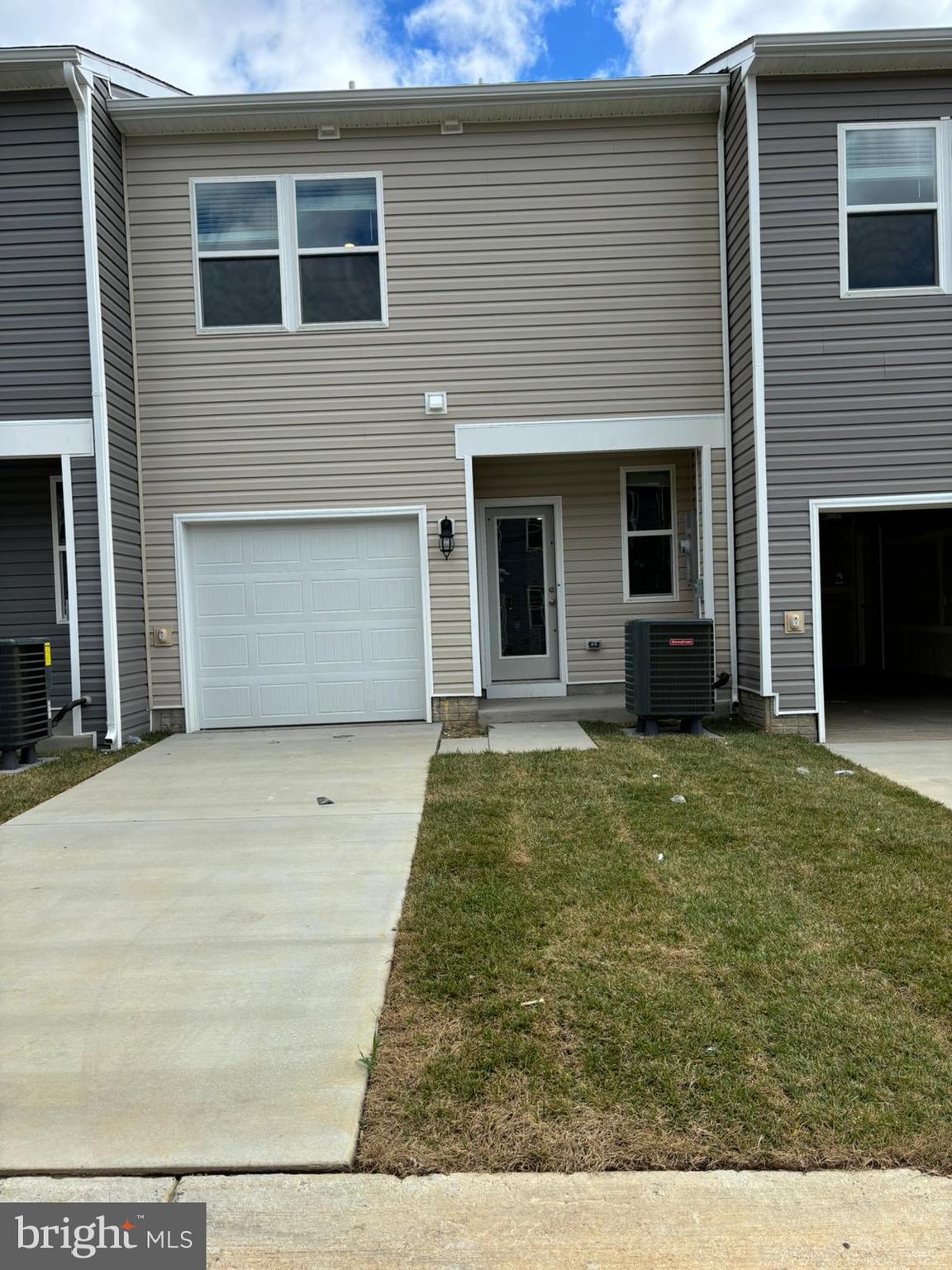 VALLEY VIEW - Residential Lease