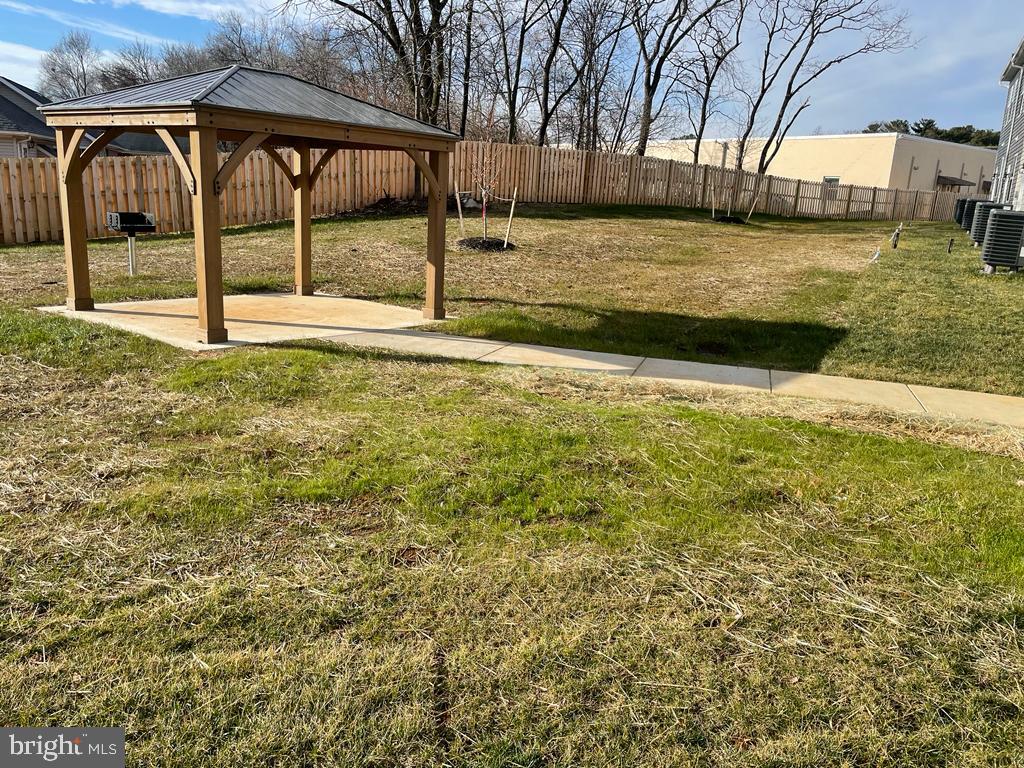 VALLEY VIEW - Residential Lease