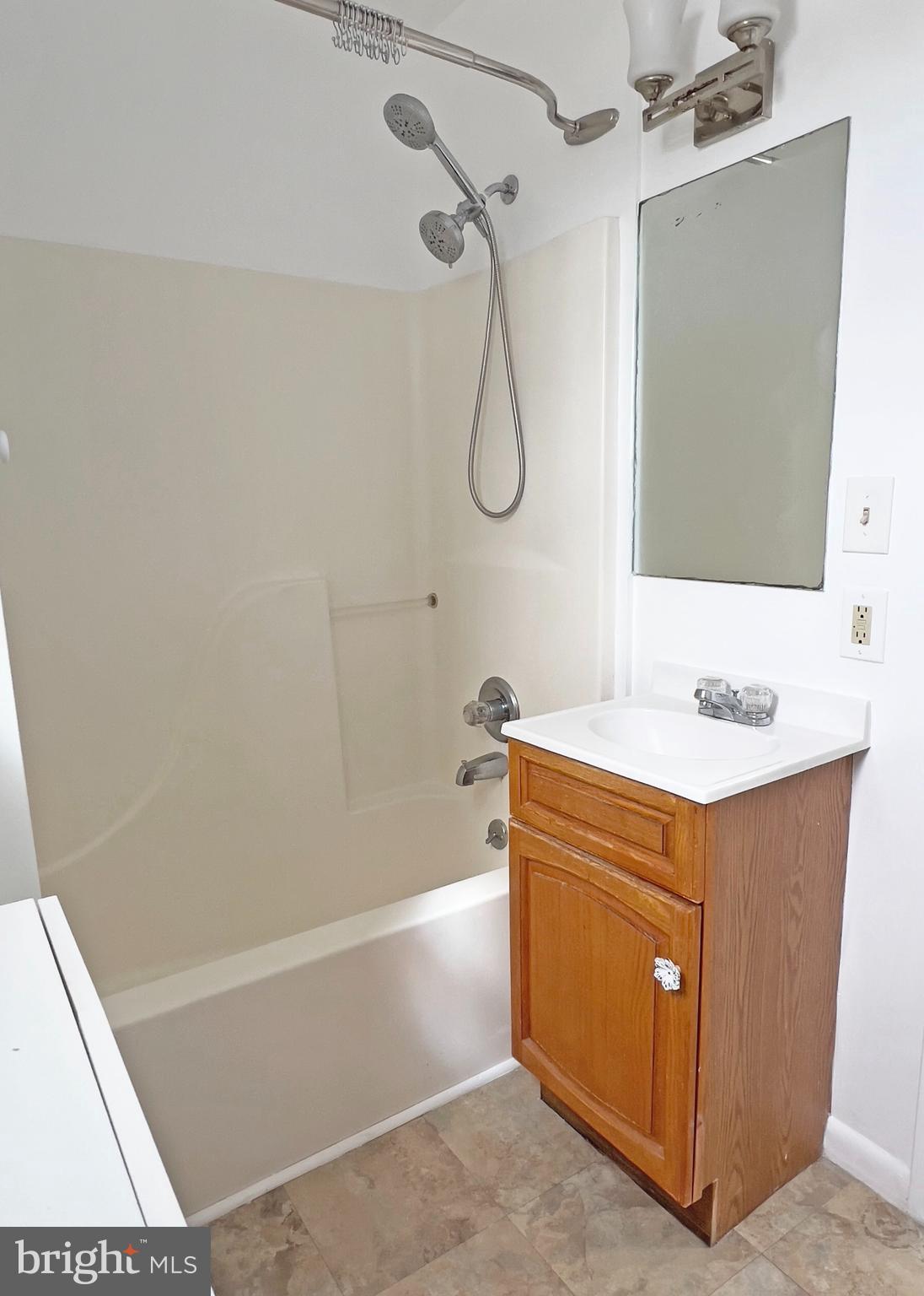 OLEARY - Residential Lease