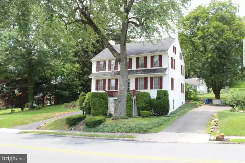 375 W Philadelphia Avenue, Boyertown, PA MLS: PABK2073474