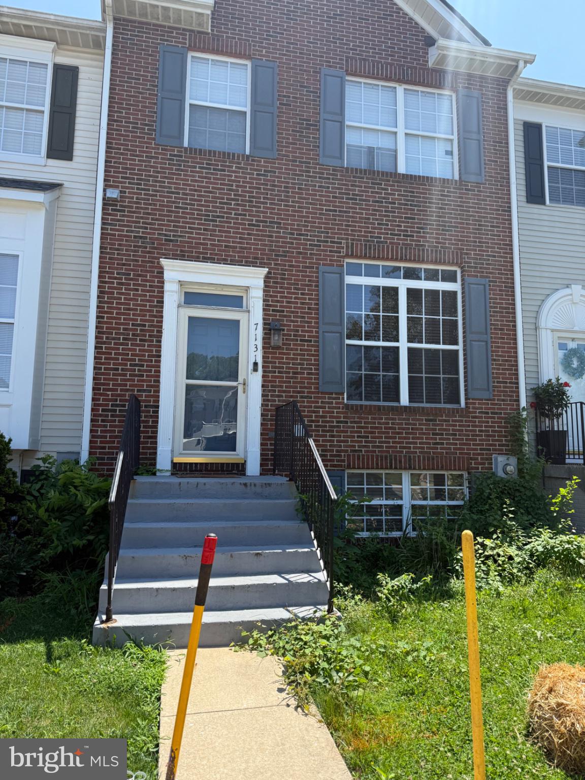7131 LADD CIRCLE