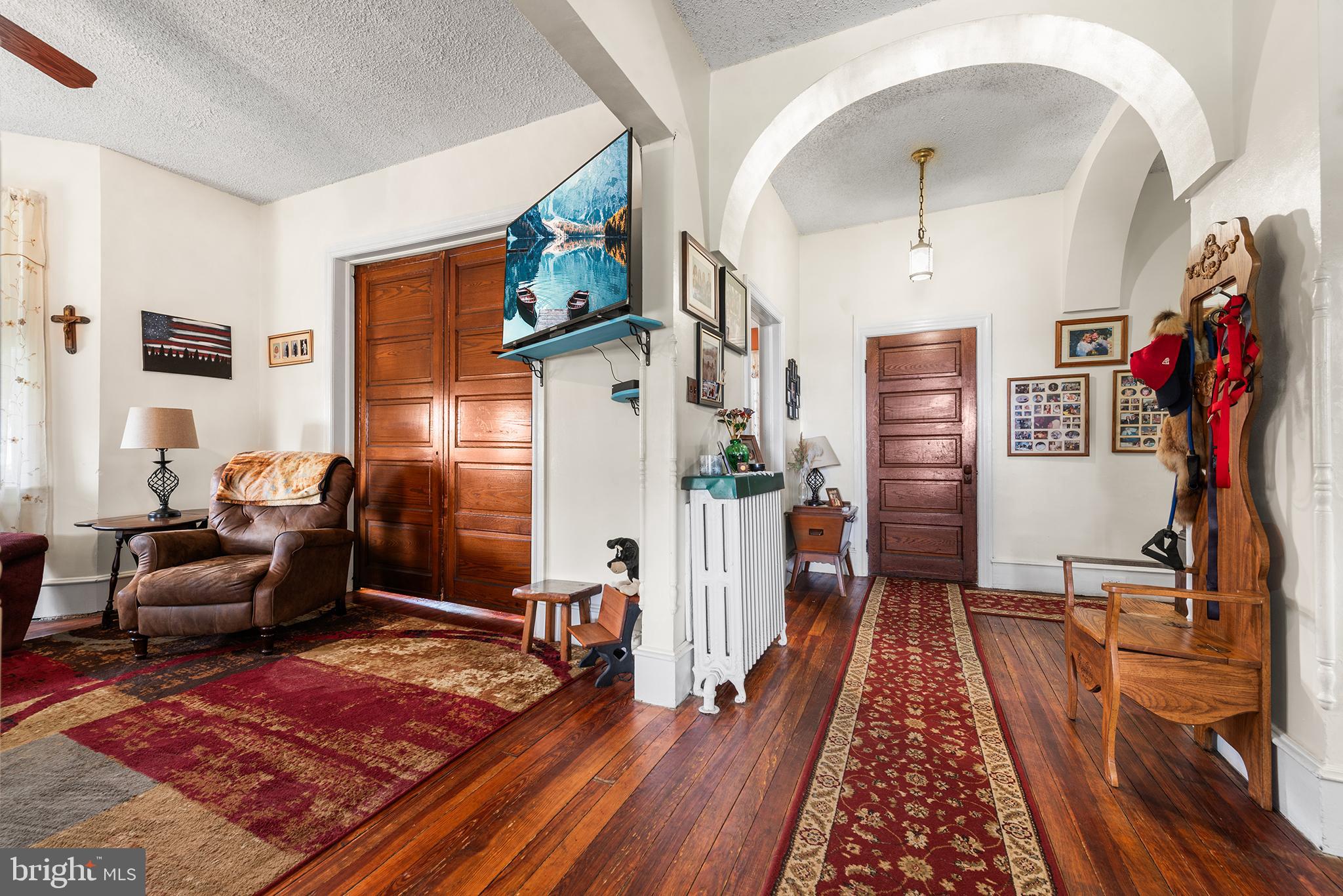 138 W RIDGE