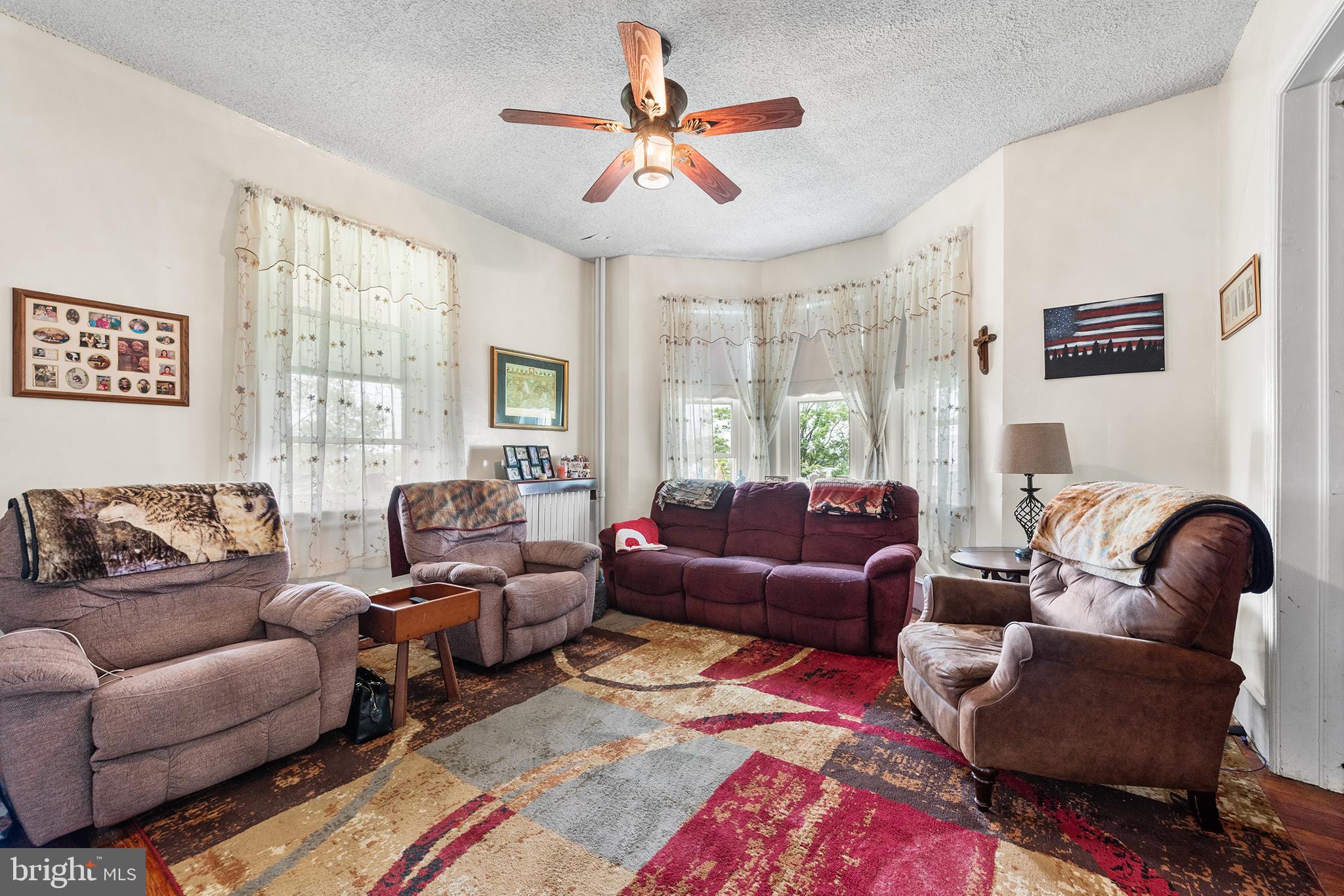 138 W RIDGE