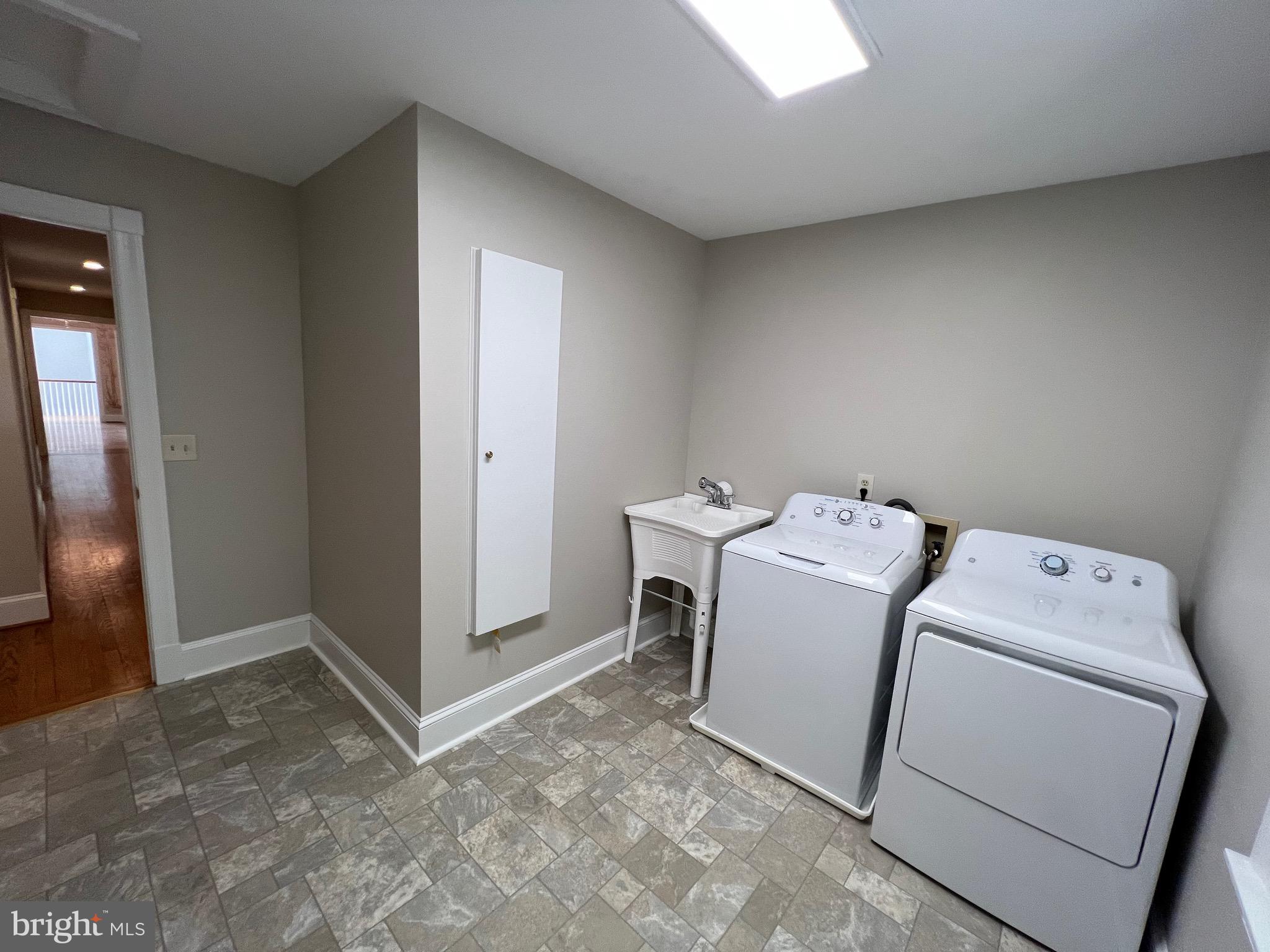 BELVOIR FARMS - Residential