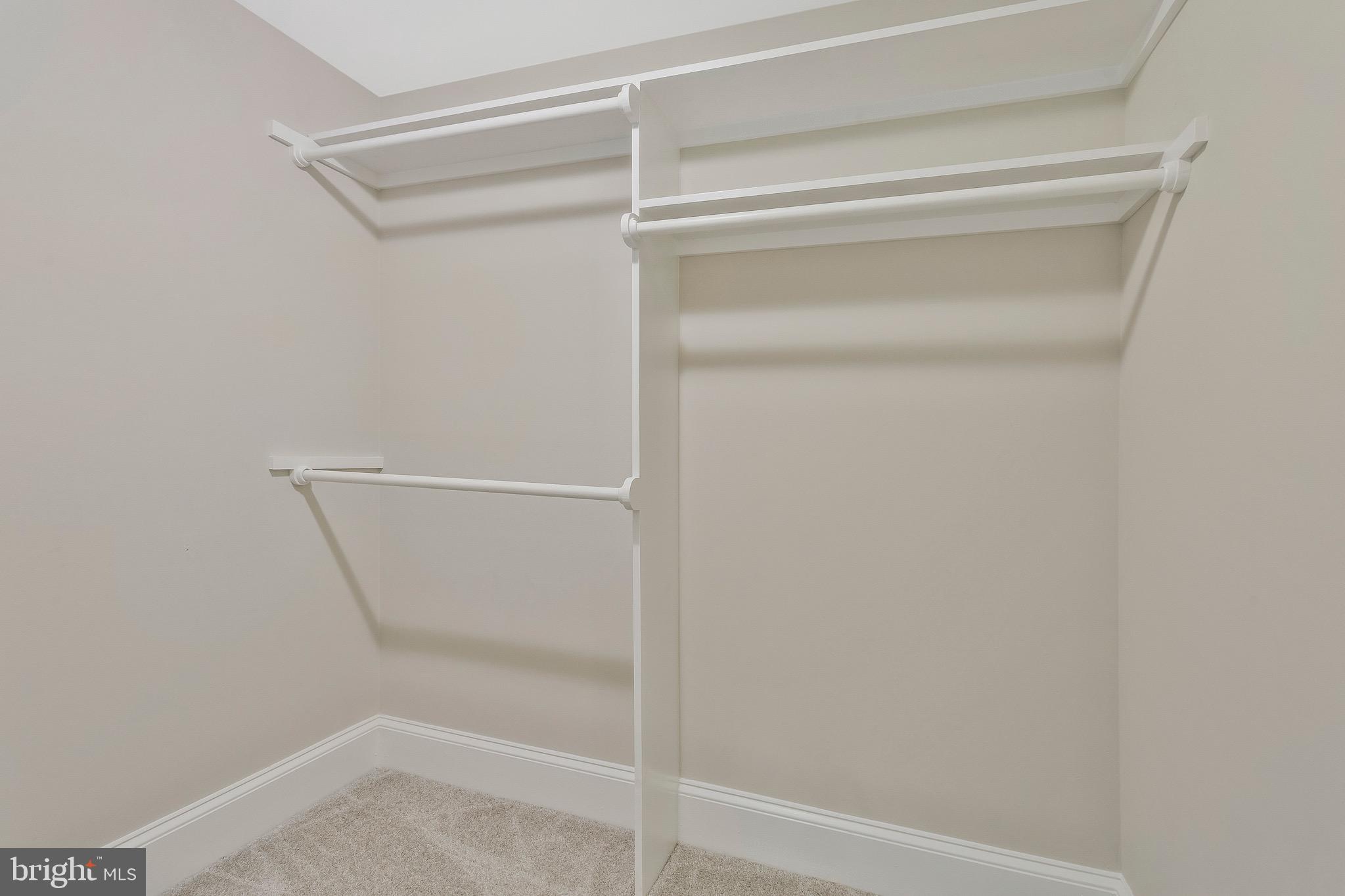 BELVOIR FARMS - Residential