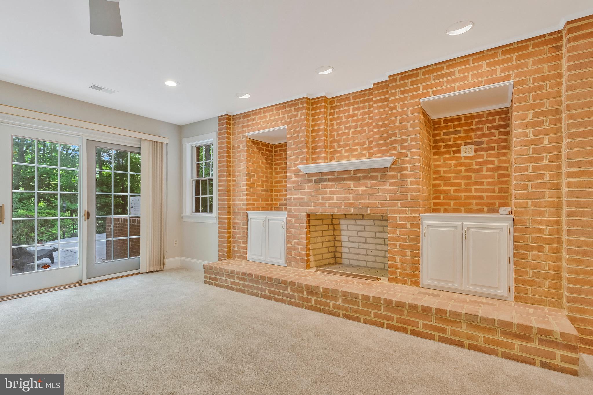 BELVOIR FARMS - Residential