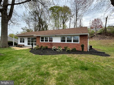 1306 STOTESBURY AVENUE GLENSIDE PA 19038