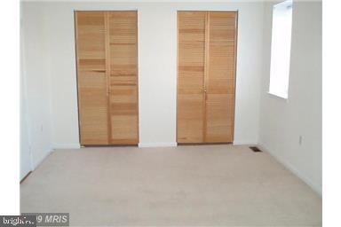 SOUTHGATE WOODS TOWNHOUSES - Residential Lease