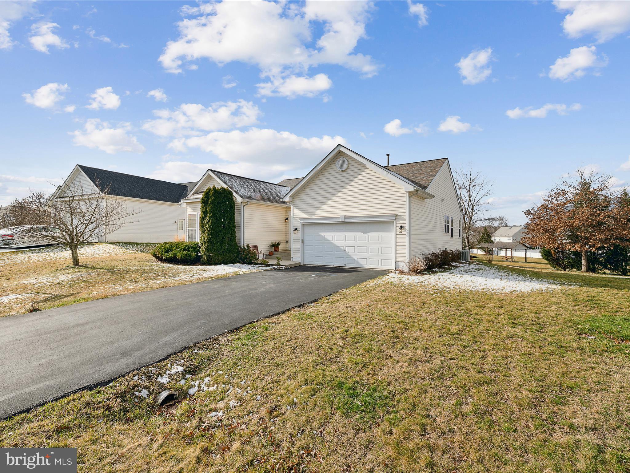 STONEBRIDGE - Residential