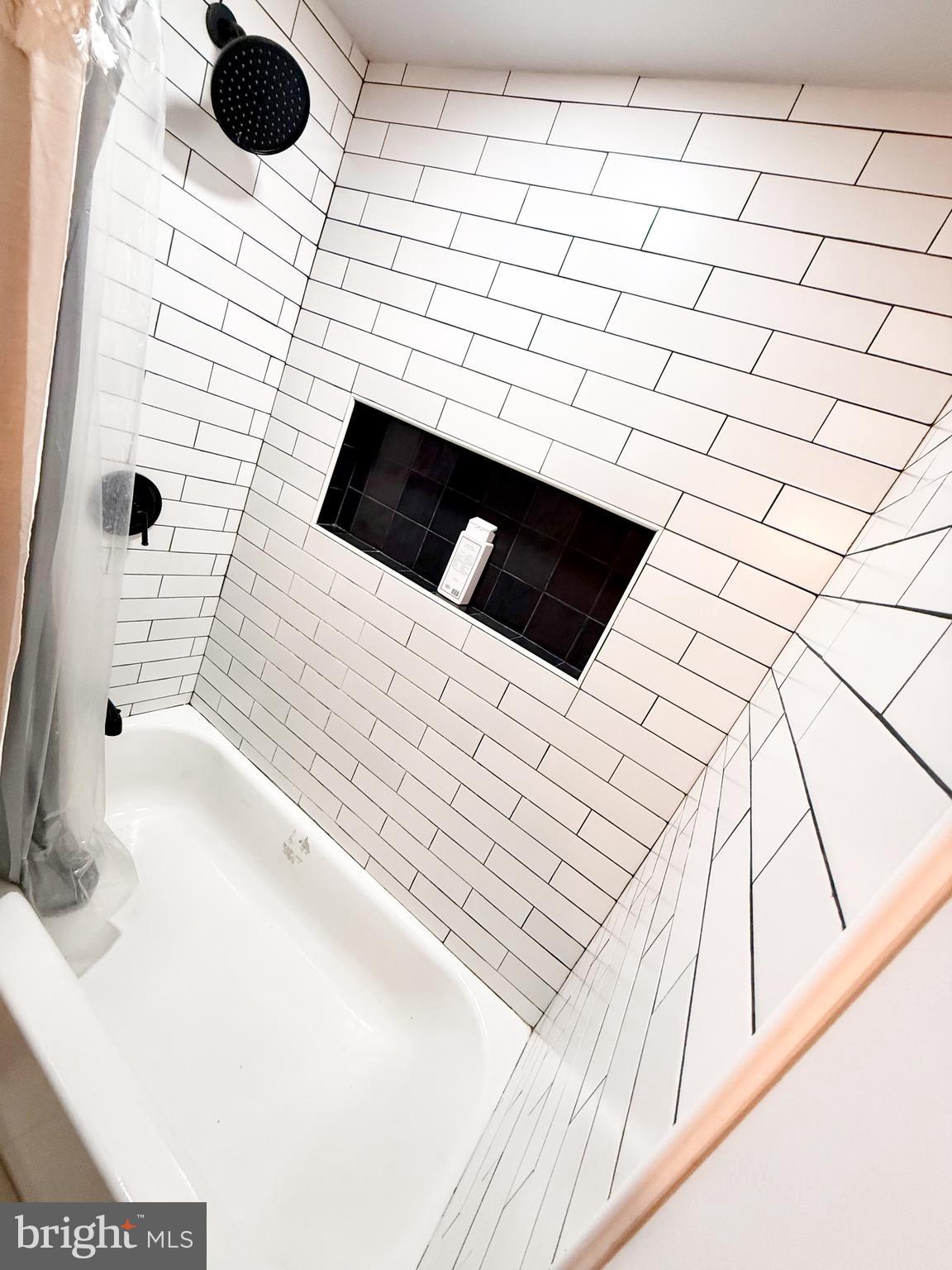 OLDE KENSINGTON - Residential