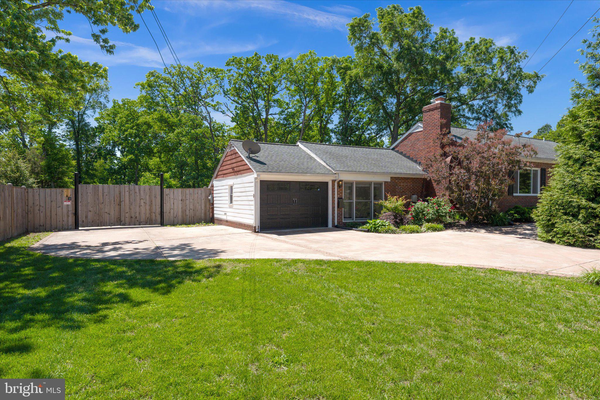 DOWDEN TERRACE - Residential Lease