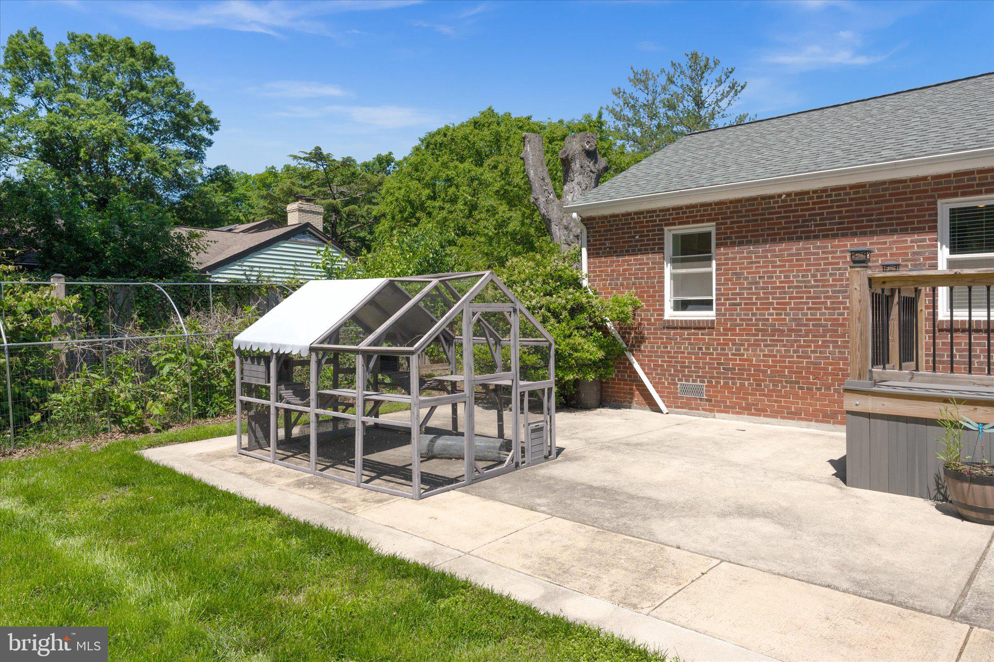 DOWDEN TERRACE - Residential Lease