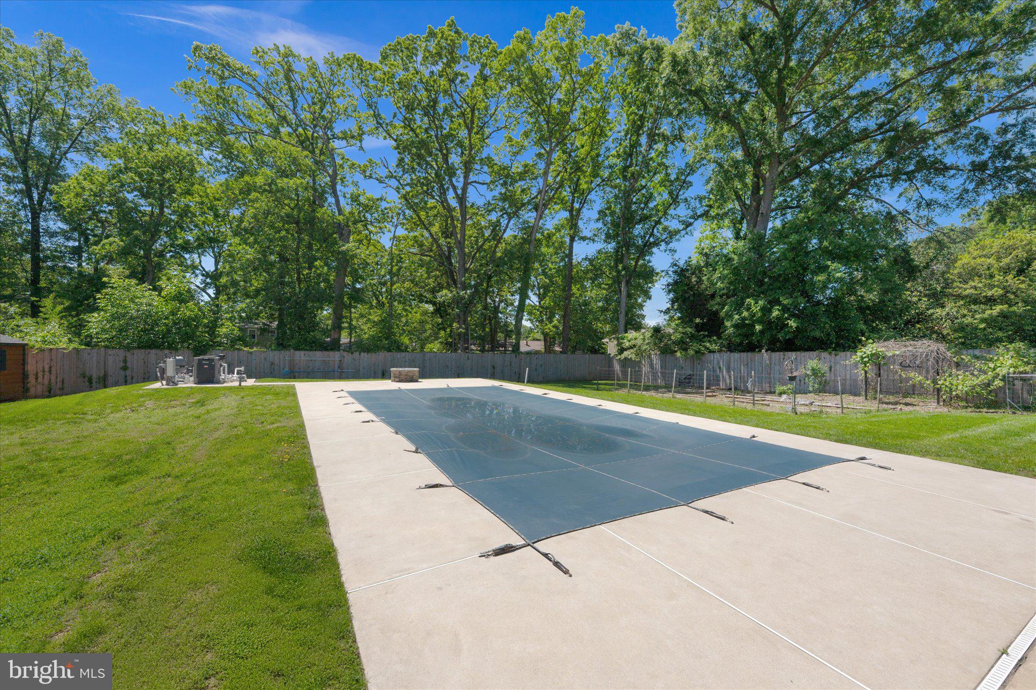 DOWDEN TERRACE - Residential Lease