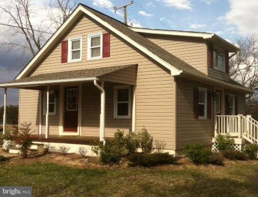 WONDERFUL CAPE COD -  GREAT KITCHEN WITH GRANITE COUNTERS -THREE BEDROOMS - MASTER ON MAIN LEVEL- TWO FULL BATHS - HARDWOOD FLOORS - NICE DECK IN BACK YARD - SIDE COVERED PORCH - 1.17 ACRES WITH LARGE SHED AND PAVED DRIVEWAY.