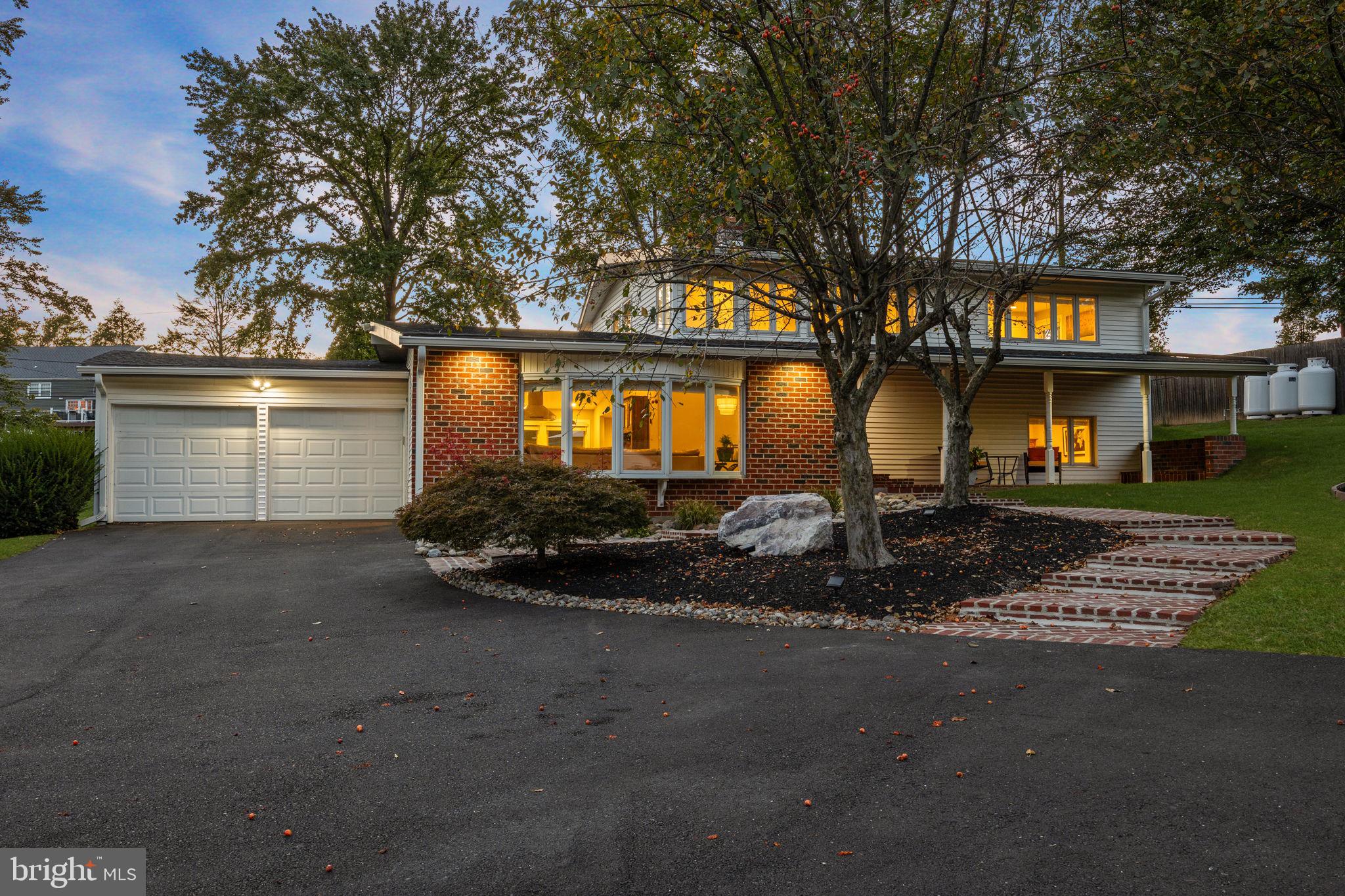 GLEN ASHTON FARMS - Residential