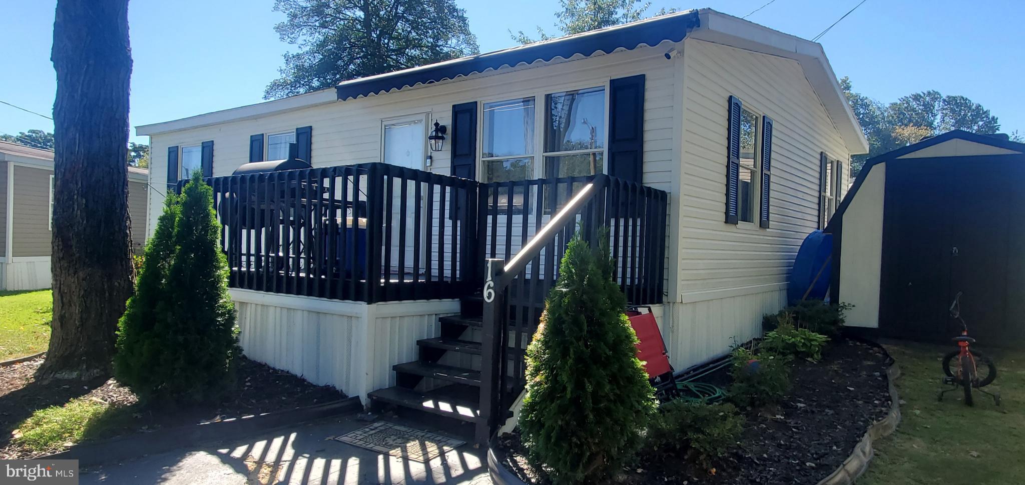 BAY COUNTRY ESTATES - Residential